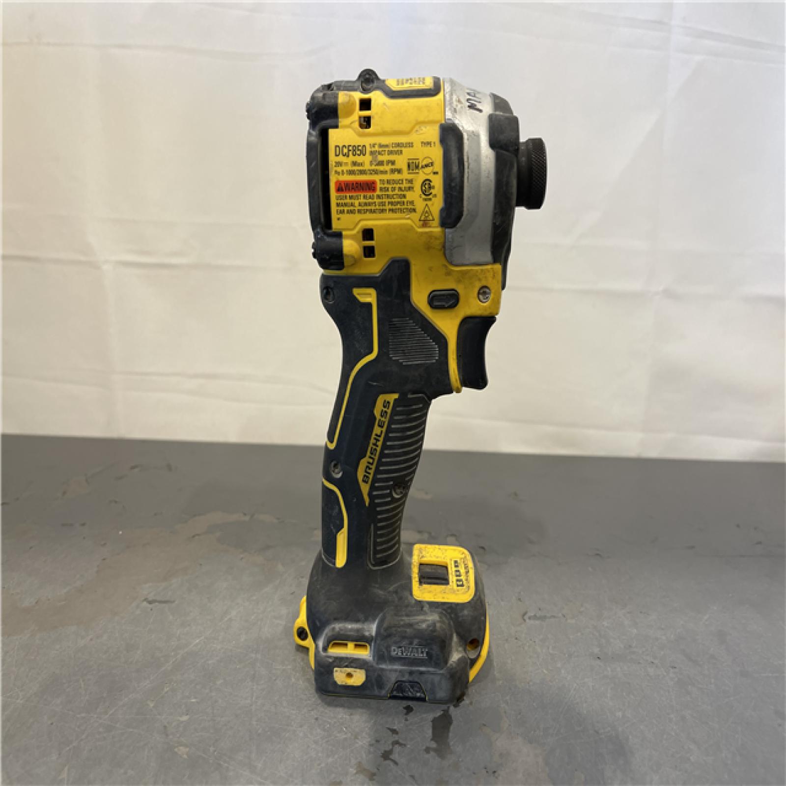 AS-IS - DeWalt ATOMIC 20V MAX Cordless Brushless Compact 1/4 in. Impact Driver