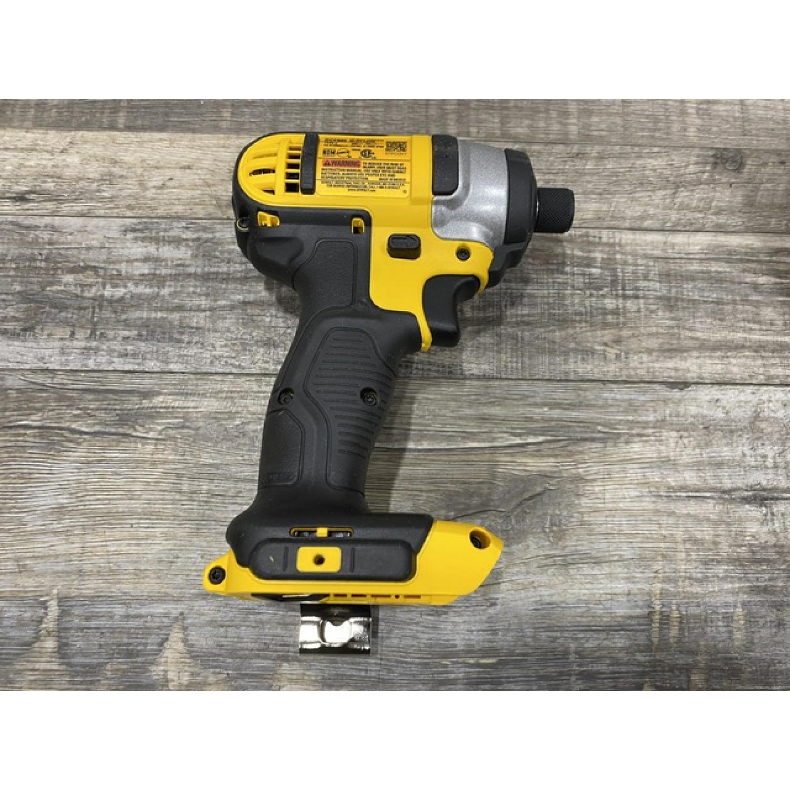 AS-IS DEWALT 20V MAX Cordless 1/4 in. Impact Driver Kit