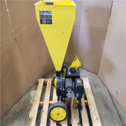 Phoenix LIKE NEW Champion Power Equipment 3 in. Dia 224 cc 2-in-1 Upright Gas Powered Wood Chipper Shredder