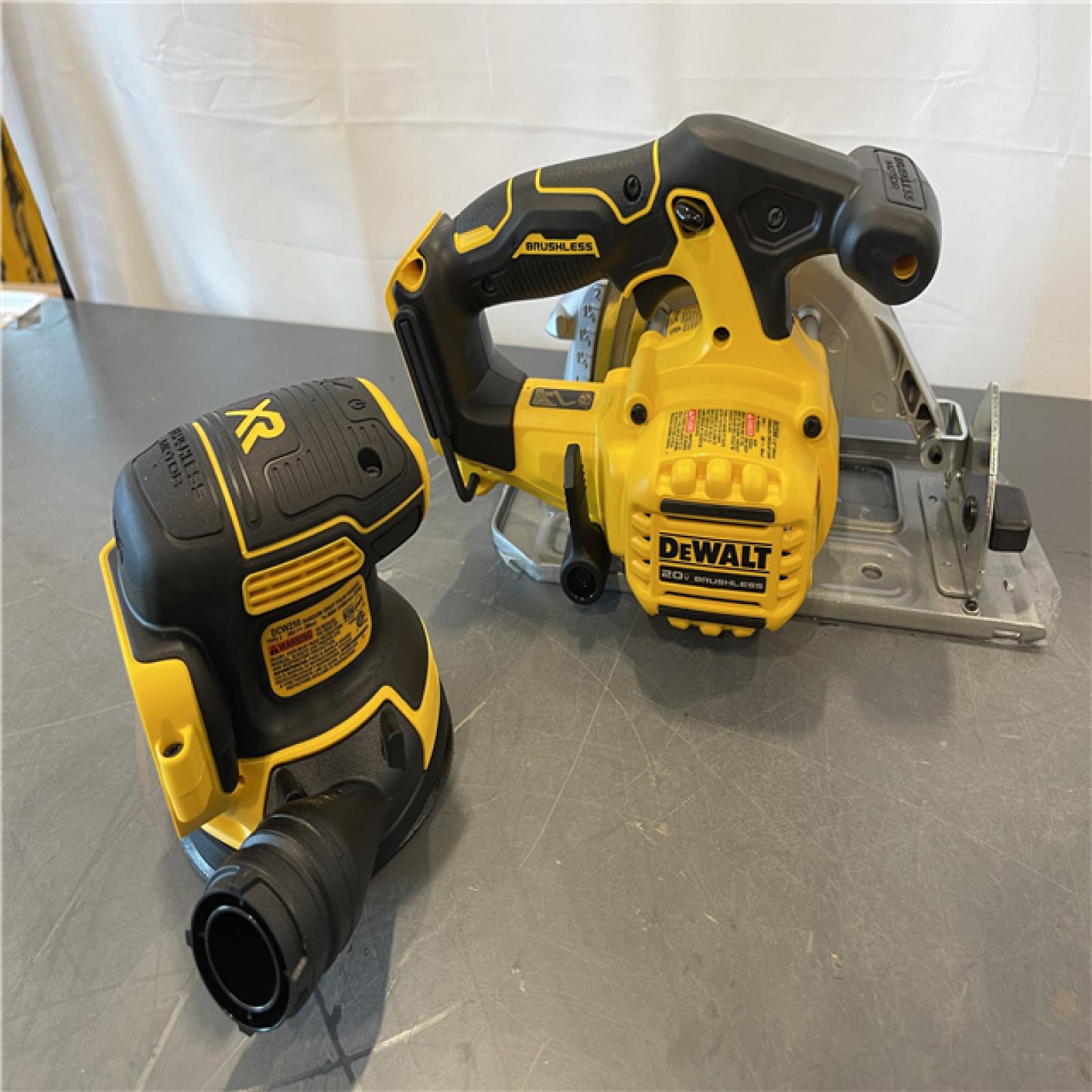AS-IS - DEWALT 20-Volt MAX ToughSystem Lithium-Ion 6-Tool Cordless Combo Kit
