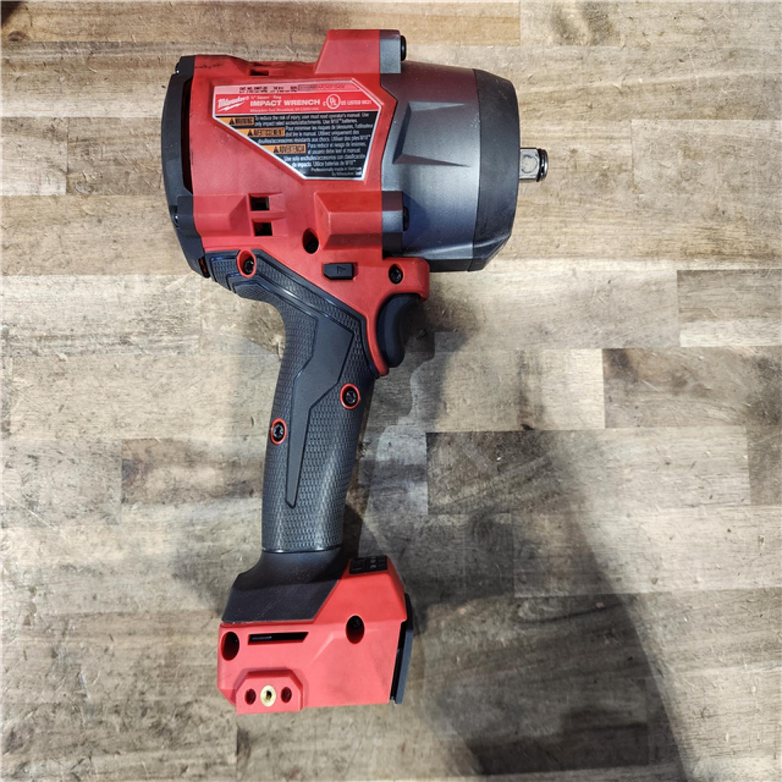 HOUSTON LOCATION - AS-IS Milwaukee FUEL 18V Lithium-Ion Brushless Cordless 1/2 in. Impact Wrench w/Friction Ring Kit