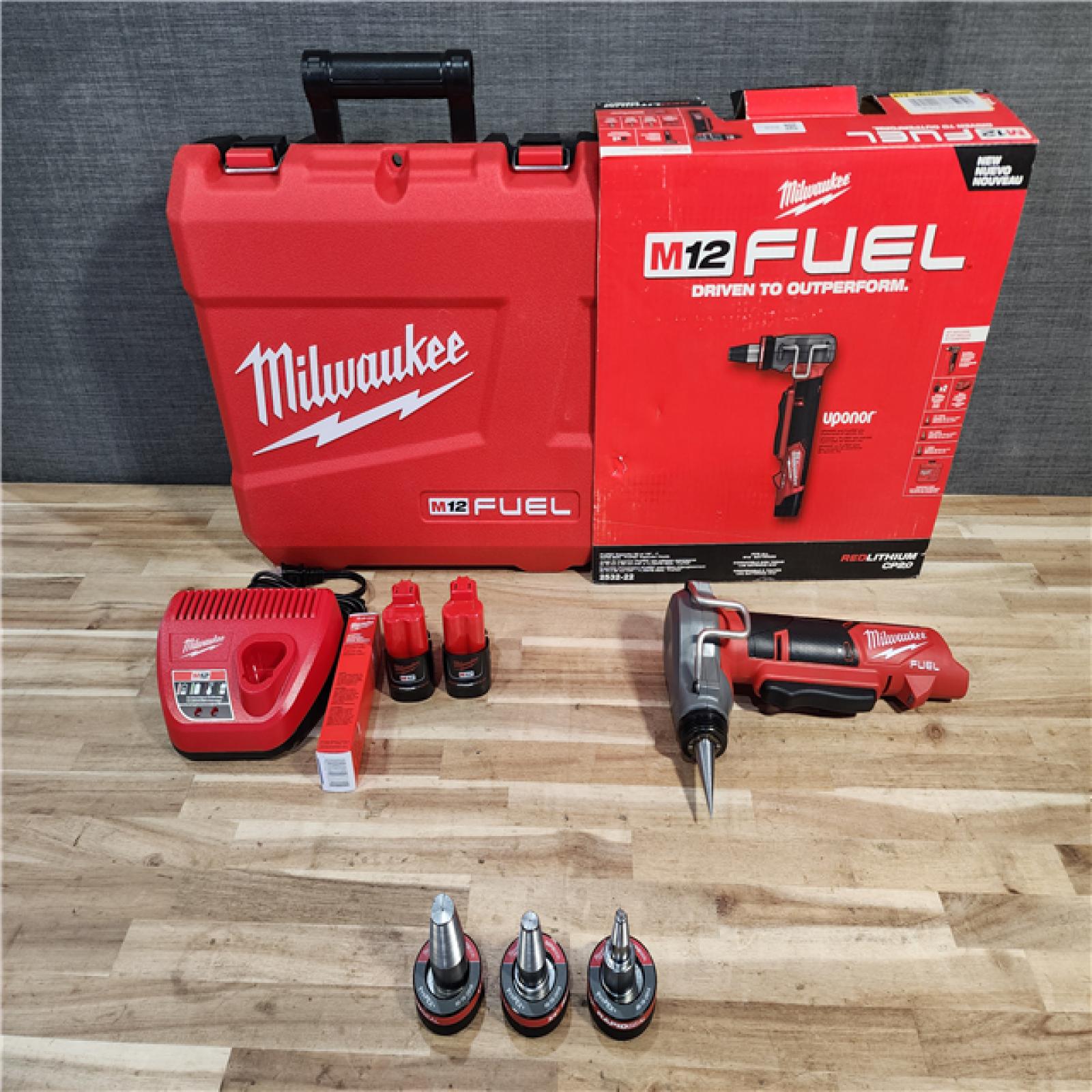 HOUSTON LOCATION - AS-IS (APPEARS LIKE NEW) Milwaukee M12 FUEL ProPEX Expander Tool Kit with 1/2 in. - 1 in.