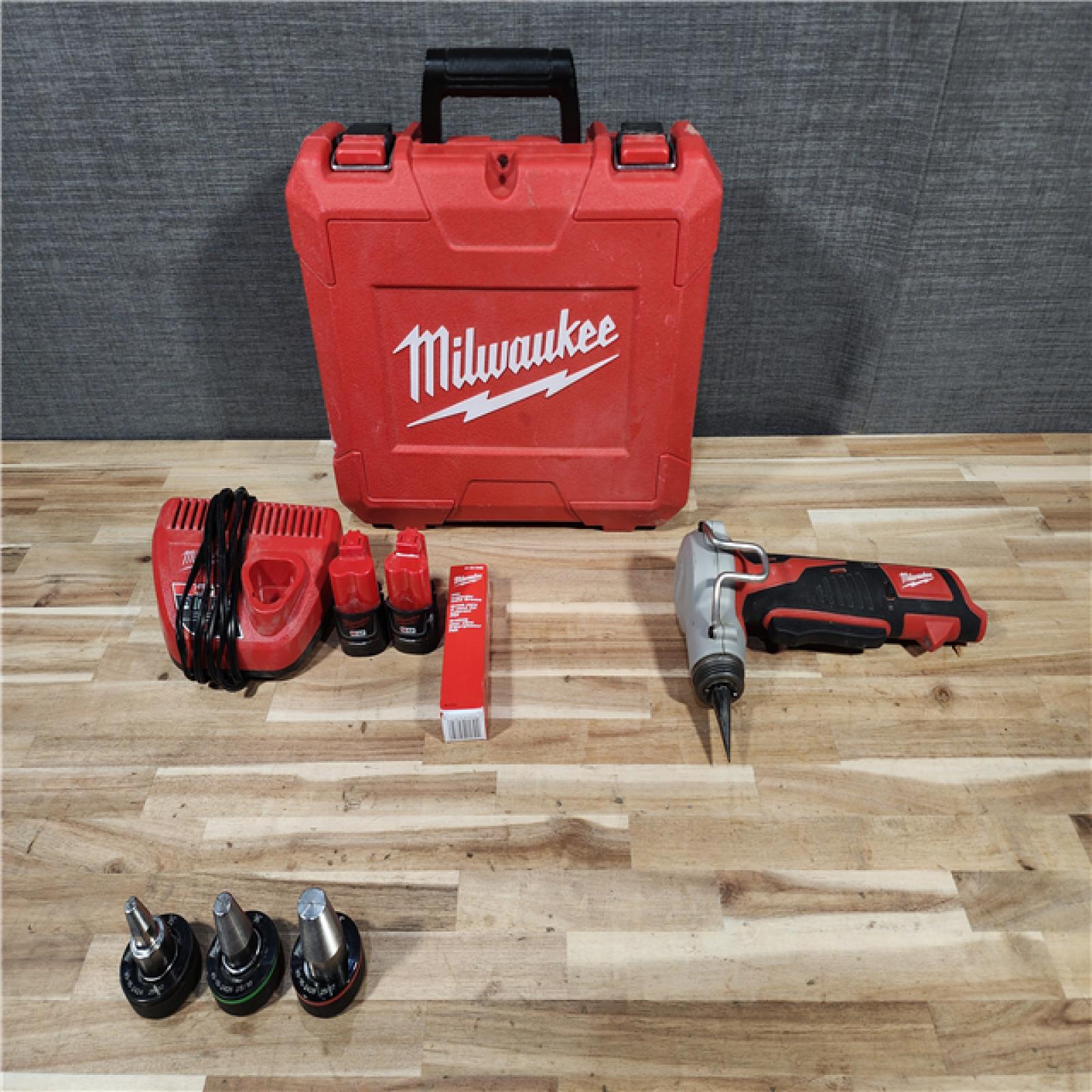 HOUSTON LOCATION - AS-IS M12 12-Volt Lithium-Ion Cordless PEX Expansion Tool Kit with (2) 1.5 Ah Batteries  (3) Expansion Heads and Hard Case