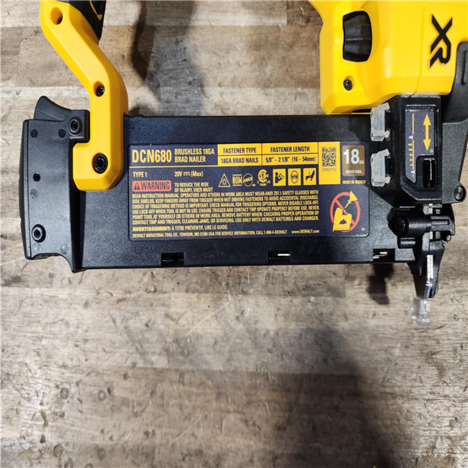 HOUSTON LOCATION - AS-IS DEWALT 20V MAX XR Lithium-Ion Electric Cordless 18-Gauge Brad Nailer (Tool Only)