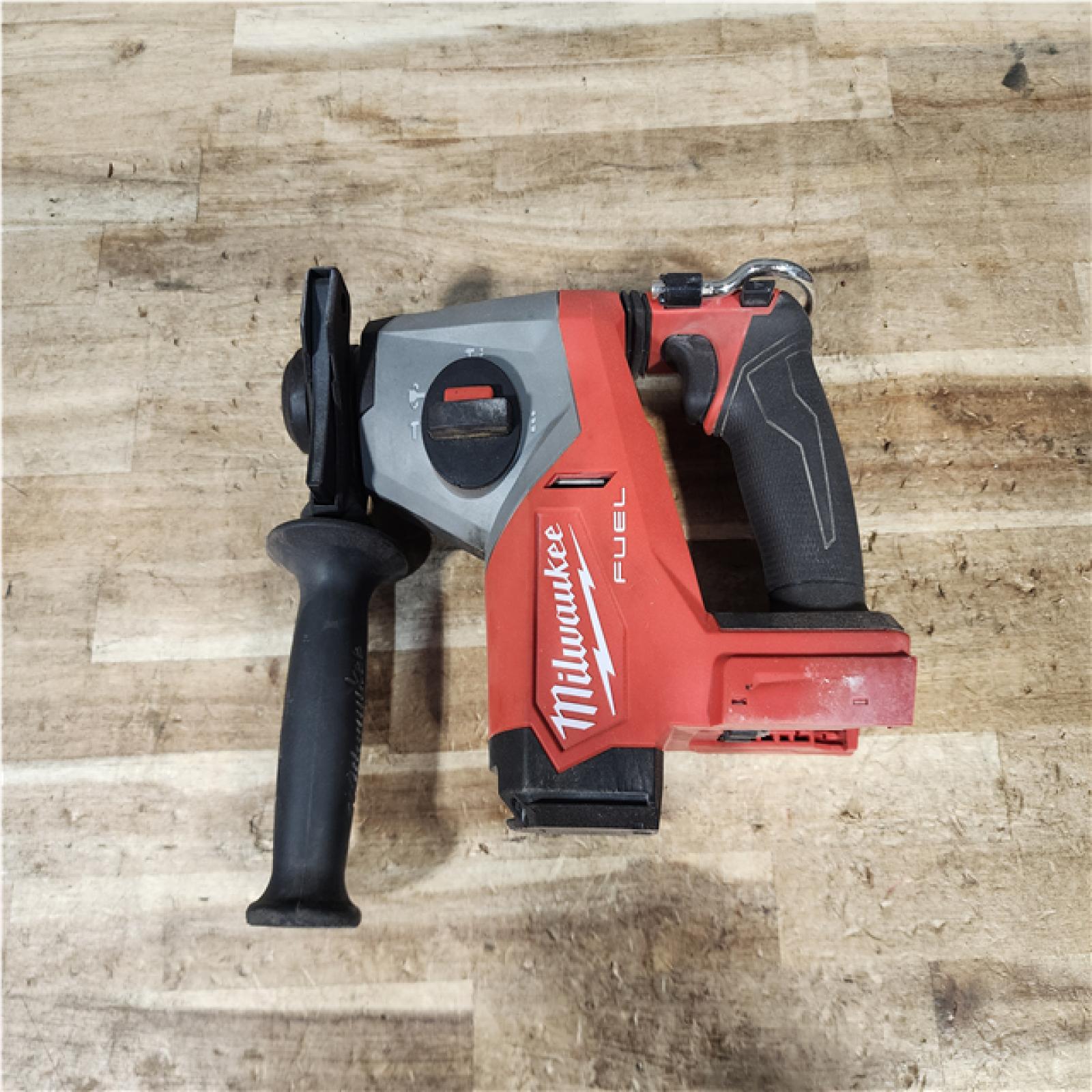 HOUSTON LOCATION - AS - IS Milwaukee FUEL 18V Lithium-Ion Brushless Cordless 5/8 in. SDS-Plus Rotary Hammer (Tool-Only)