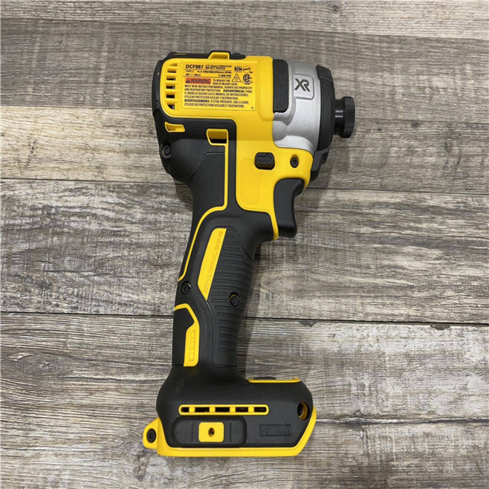 AS-IS DEWALT 20V MAX XR Cordless Brushless 3-Speed 1/4 in. Impact Driver Kit
