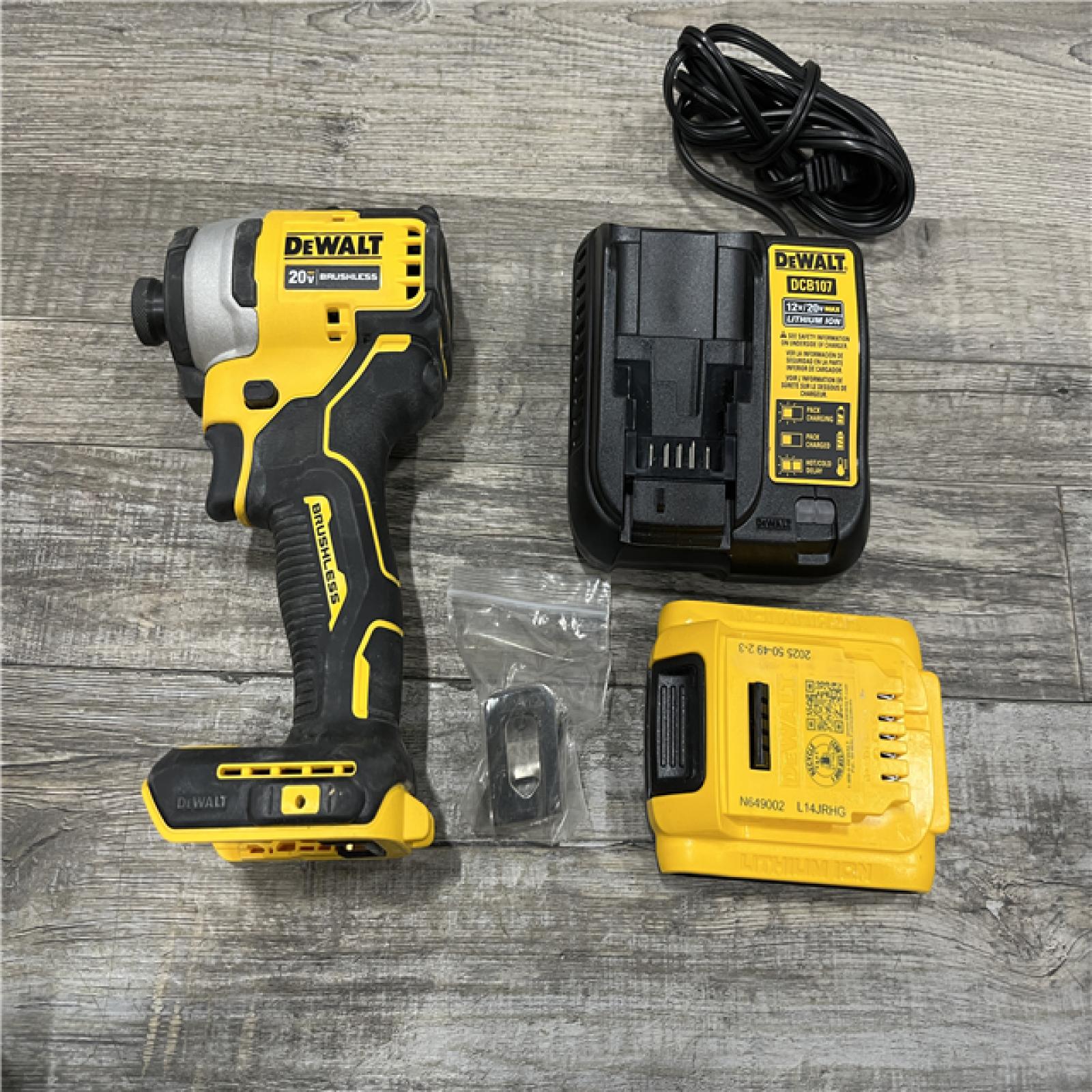 AS-IS DEWALT Atomic 20V Max Lithium-Ion Brushless Cordless Compact 1/4 in. Impact Driver Kit