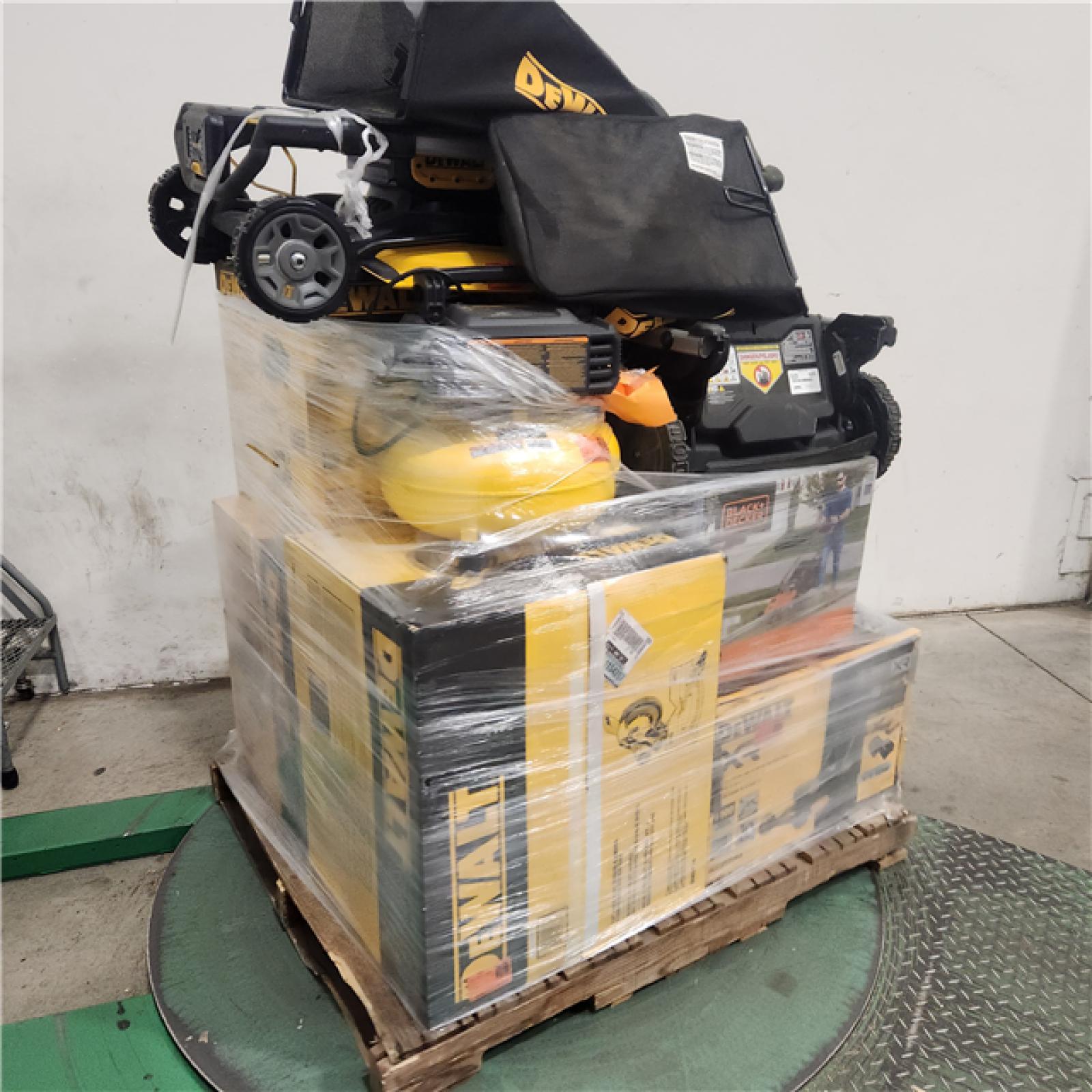 Dallas Location - As-Is DEWALT Tool Pallet