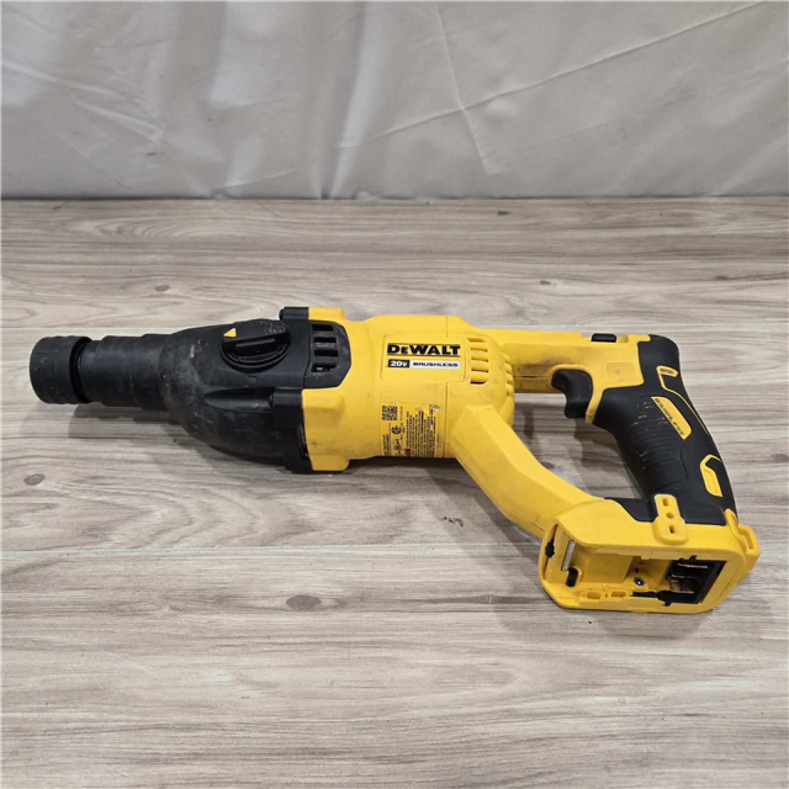 AS-IS DeWalt 20v MAX Cordless Rotary Hammer Drill (Tool-Only) DCH133