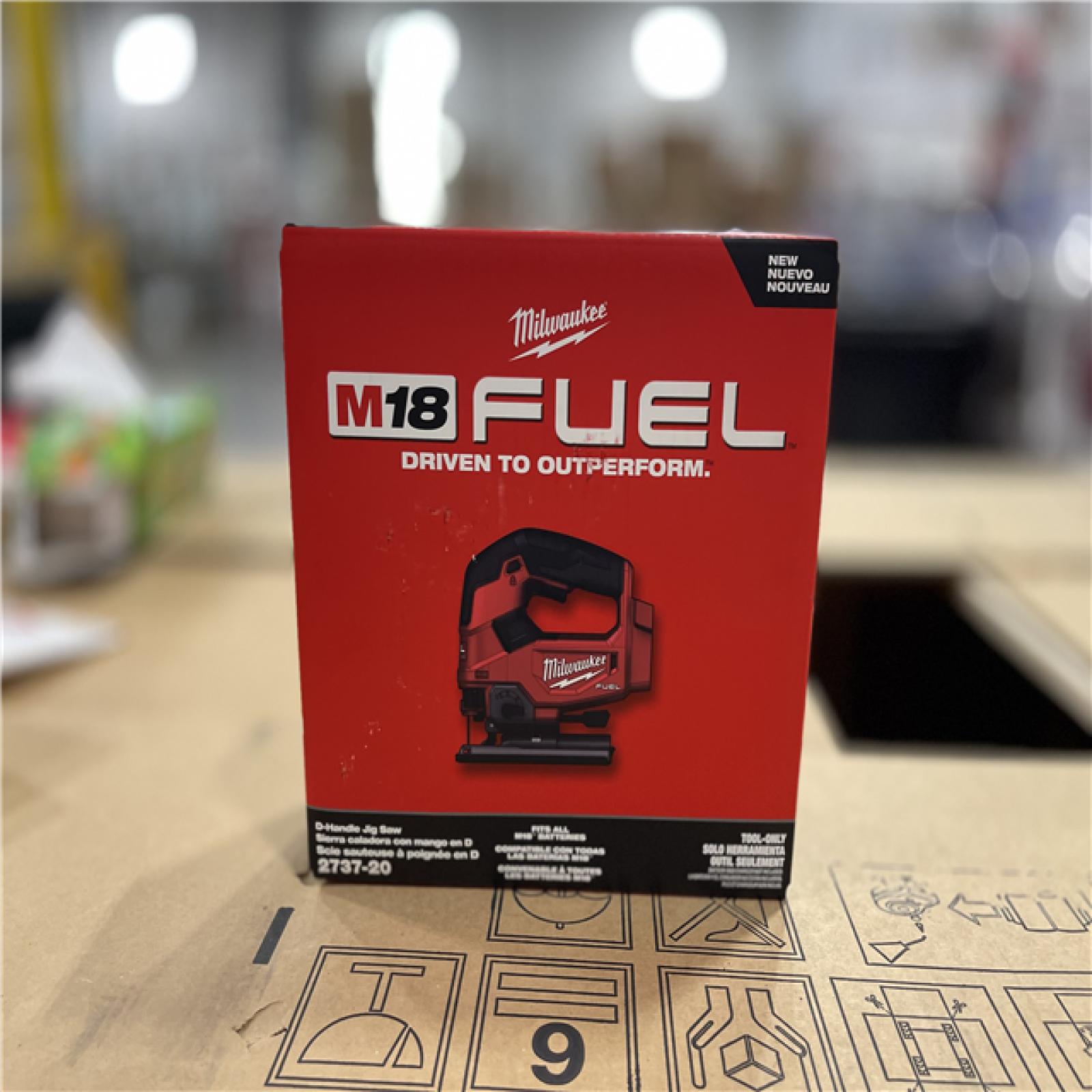 NEW!- Milwaukee M18 FUEL 18V Lithium-Ion Brushless Cordless Jig Saw (Tool-Only)