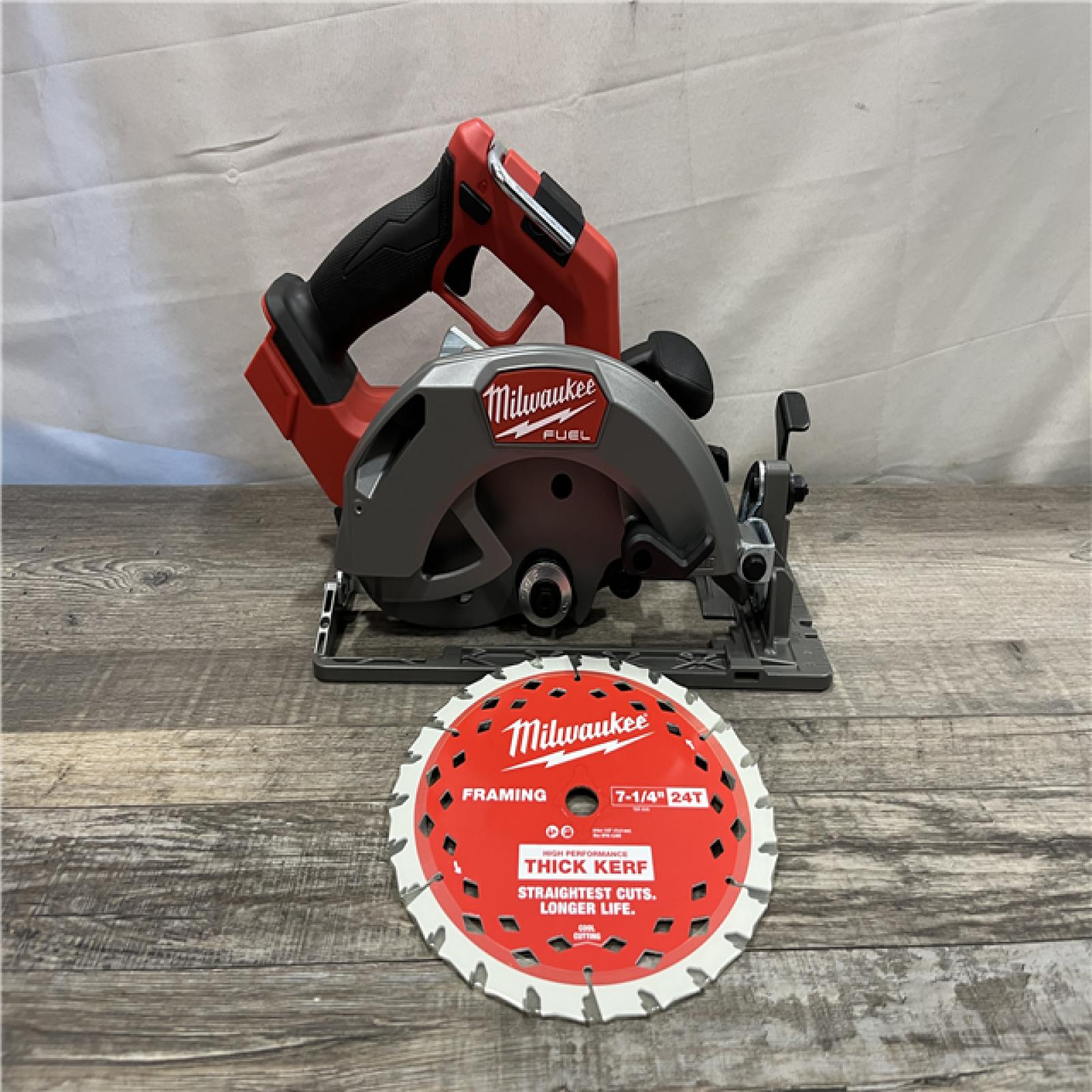AS-IS Milwaukee FUEL 18V Lithium-Ion Brushless Cordless 7-1/4 in. Circular Saw (Tool-Only)