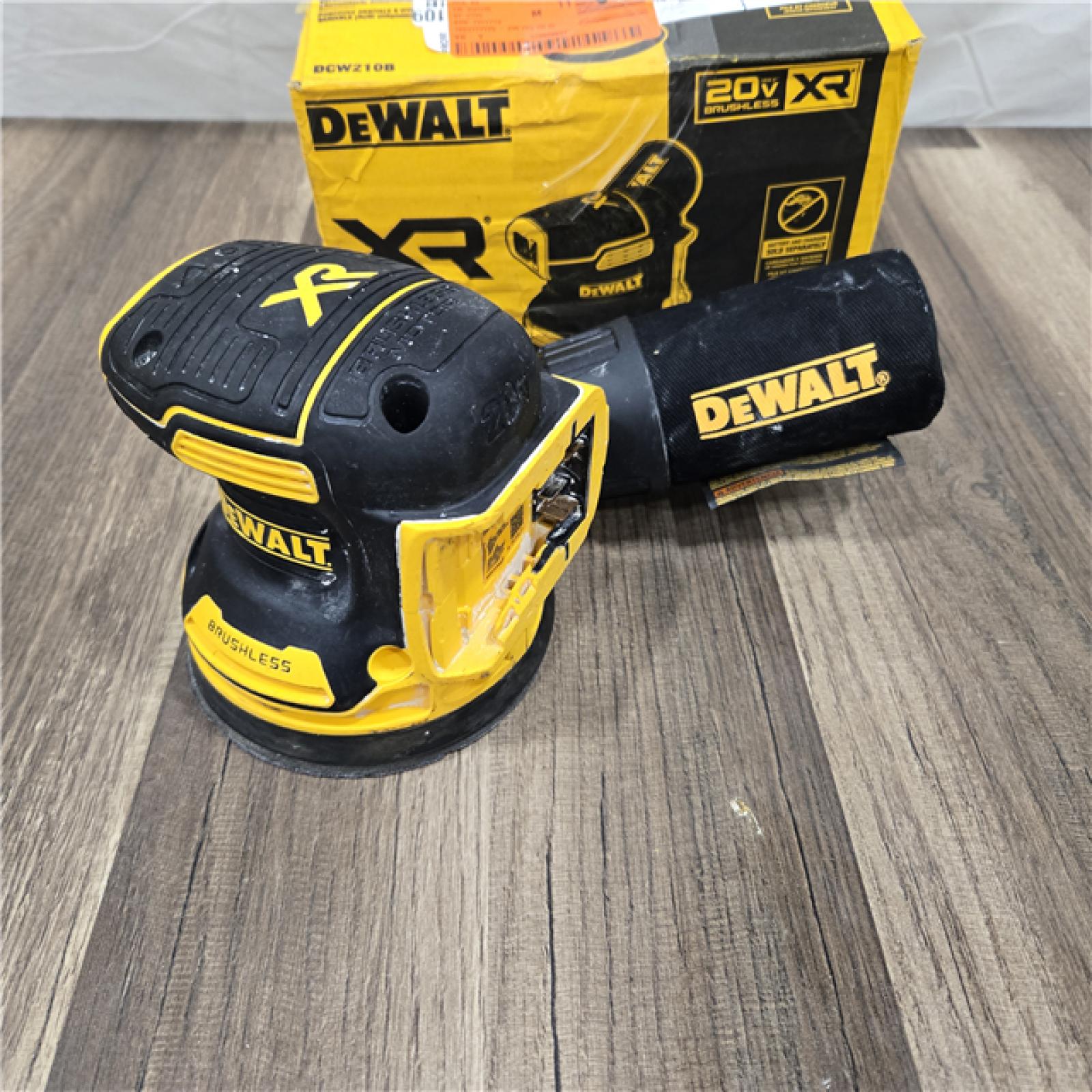 GOOD DEWALT 20V MAX XR Cordless Brushless 5 in. Random Orbital Sander (Tool Only)