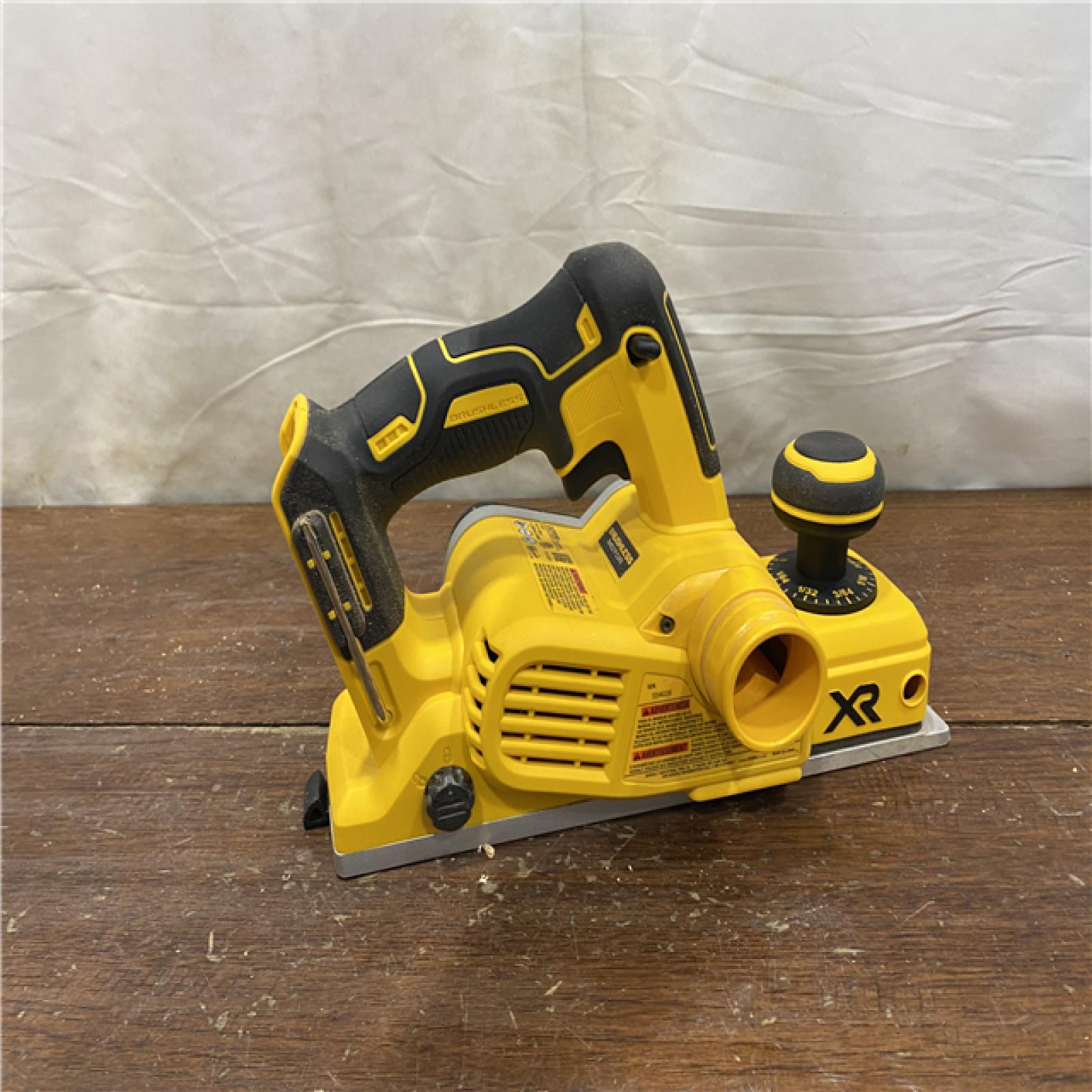 AS-IS DEWALT DCP580B 20V MAX Lithium Ion Brushless Planer