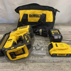 AS-IS DEWALT ATOMIC 20V MAX Lithium Ion Cordless 23 Gauge Pin Nailer Kit