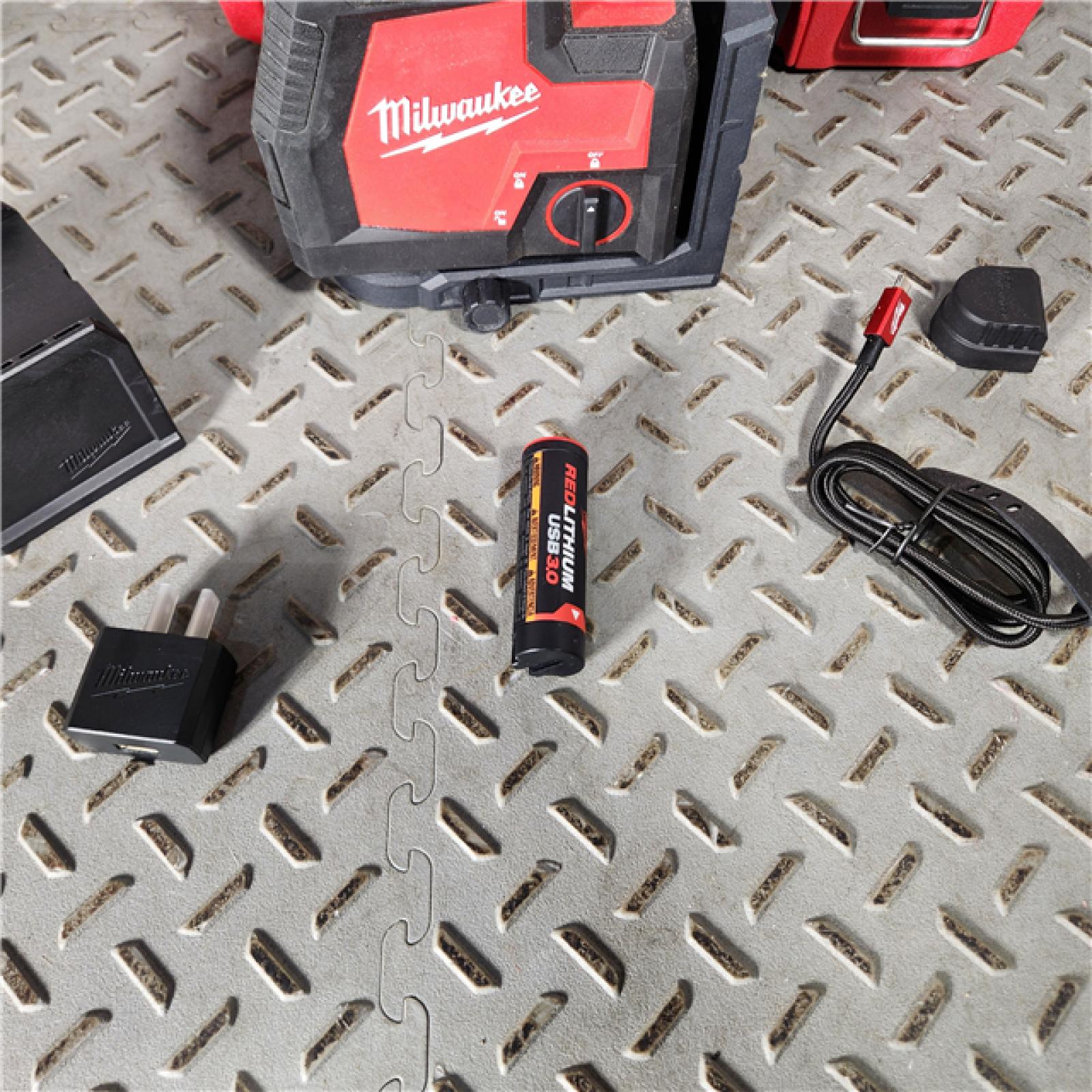 Houston Location - AS-IS Milwaukee 3522-21 4V Lithium-Ion Cordless USB Rechargeable Green Beam Cross-Line & Plumb Points Laser - Appears IN GOOD Condition
