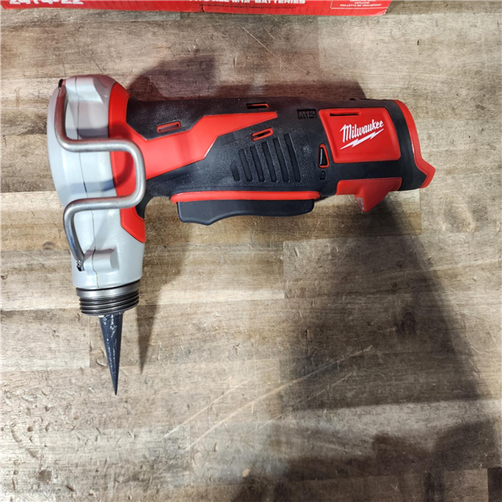 HOUSTON LOCATION - AS-IS M12 12-Volt Lithium-Ion Cordless PEX Expansion Tool Kit with (2) 1.5 Ah Batteries  (3) Expansion Heads and Hard Case