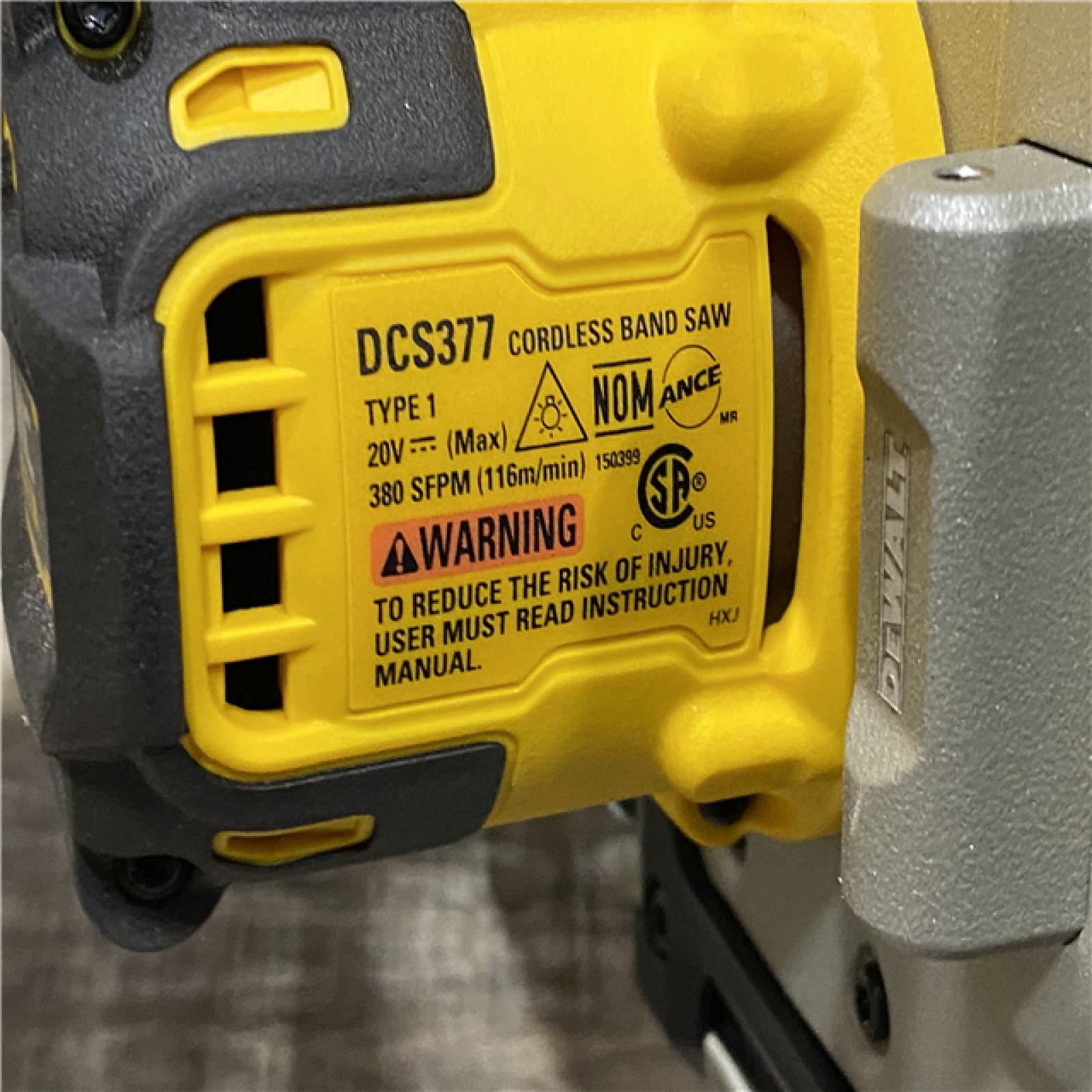 AS-IS DEWALT ATOMIC 20V MAX Cordless Brushless Compact 1-3/4 in. Bandsaw (Tool Only)