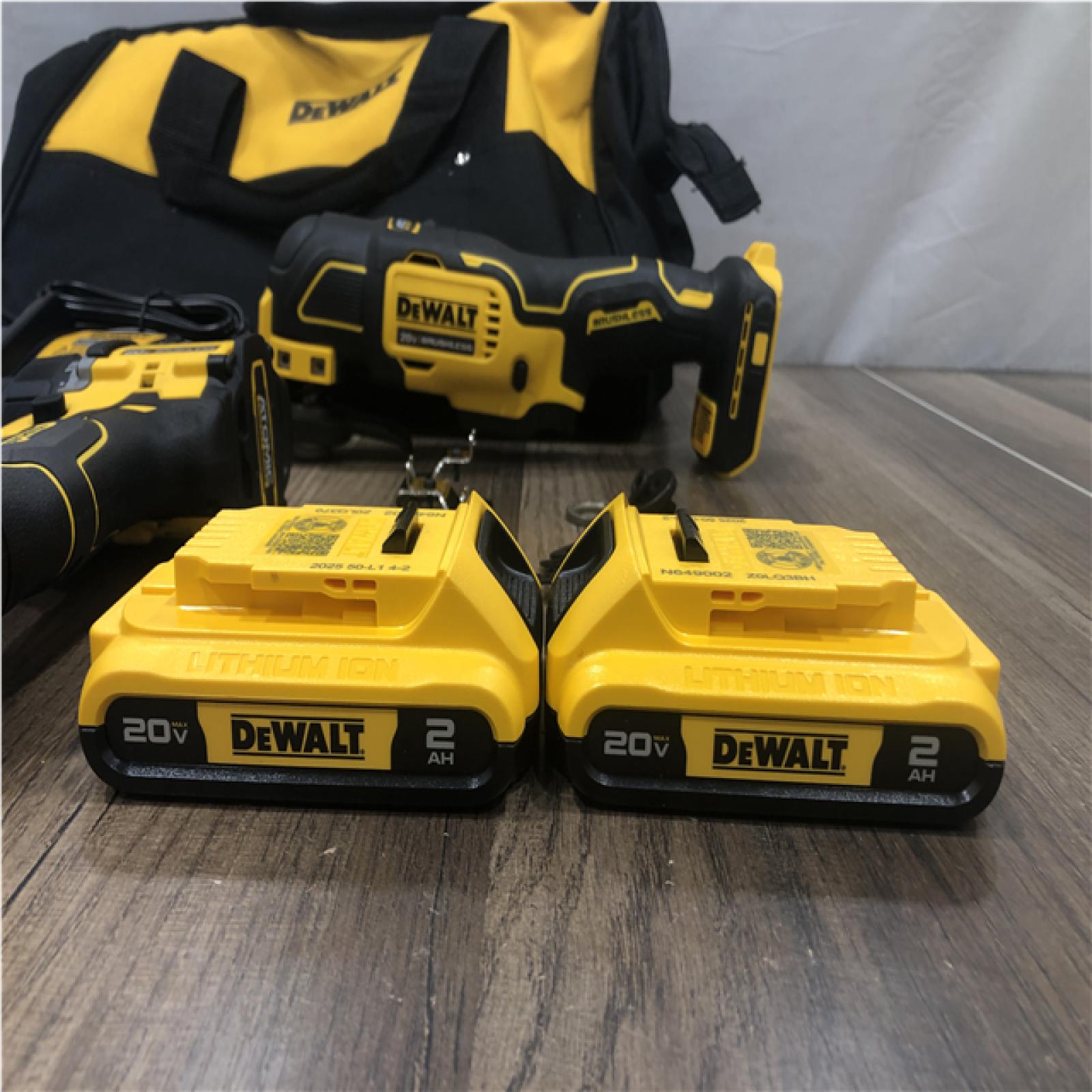 AS-IS DEWALT ATOMIC 20-Volt Lithium-Ion Cordless Brushless (4-Tool) Combo Kit