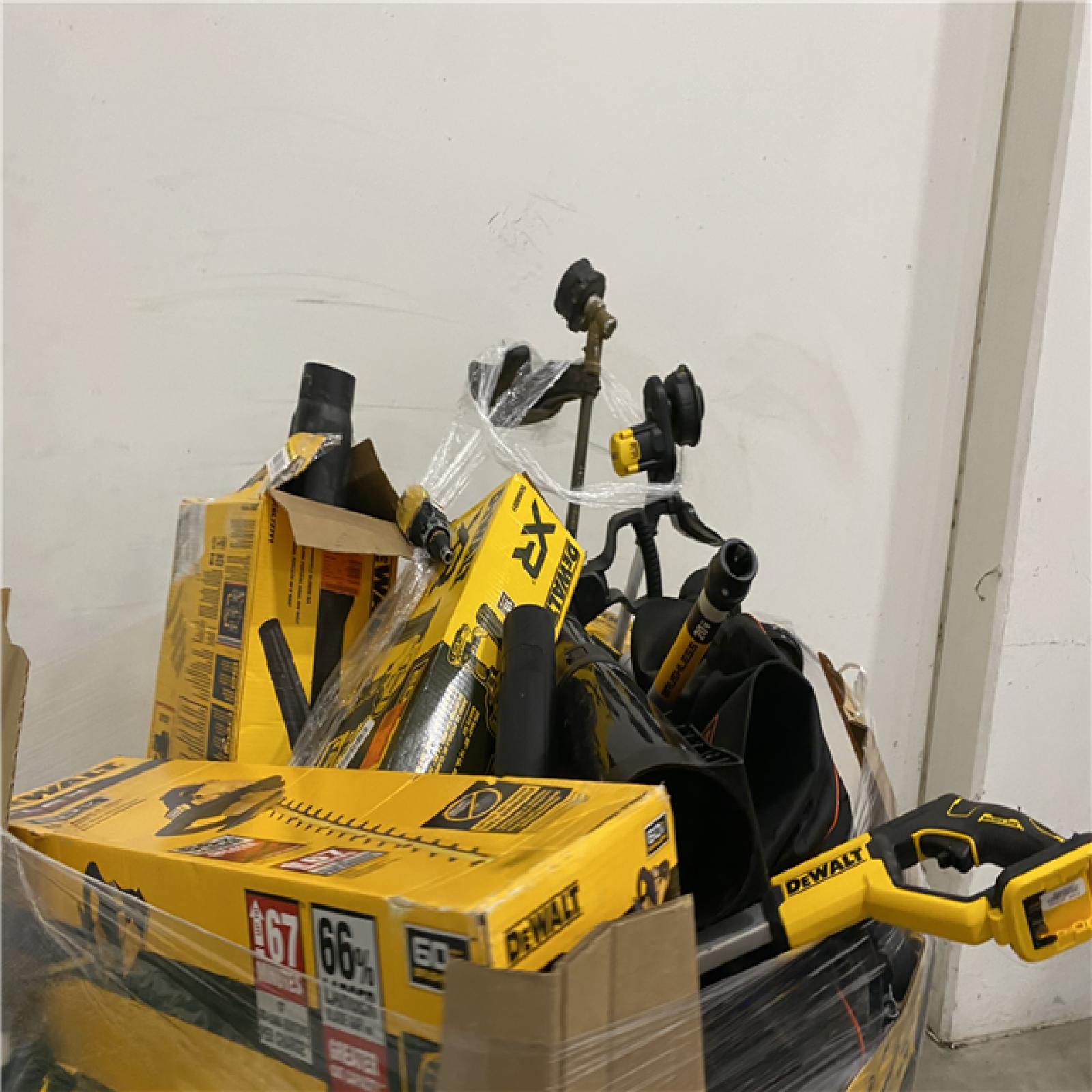 Dallas Location - As-Is DEWALT Tool Pallet