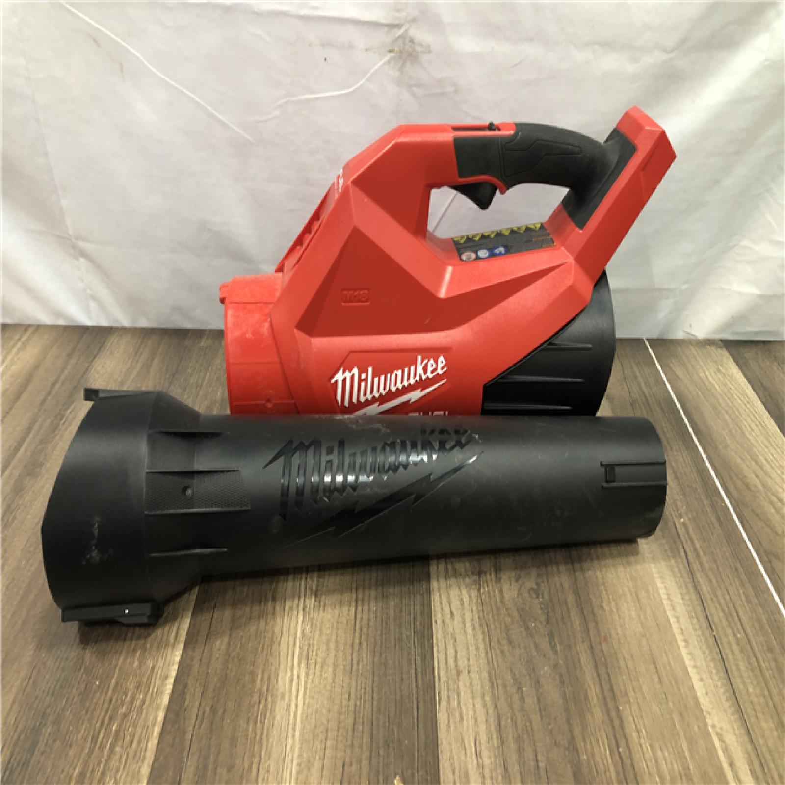 AS-IS Milwaukee  FUEL 120 MPH 500 CFM 18V Lithium-Ion Brushless Cordless Handheld Blower (Tool-Only)