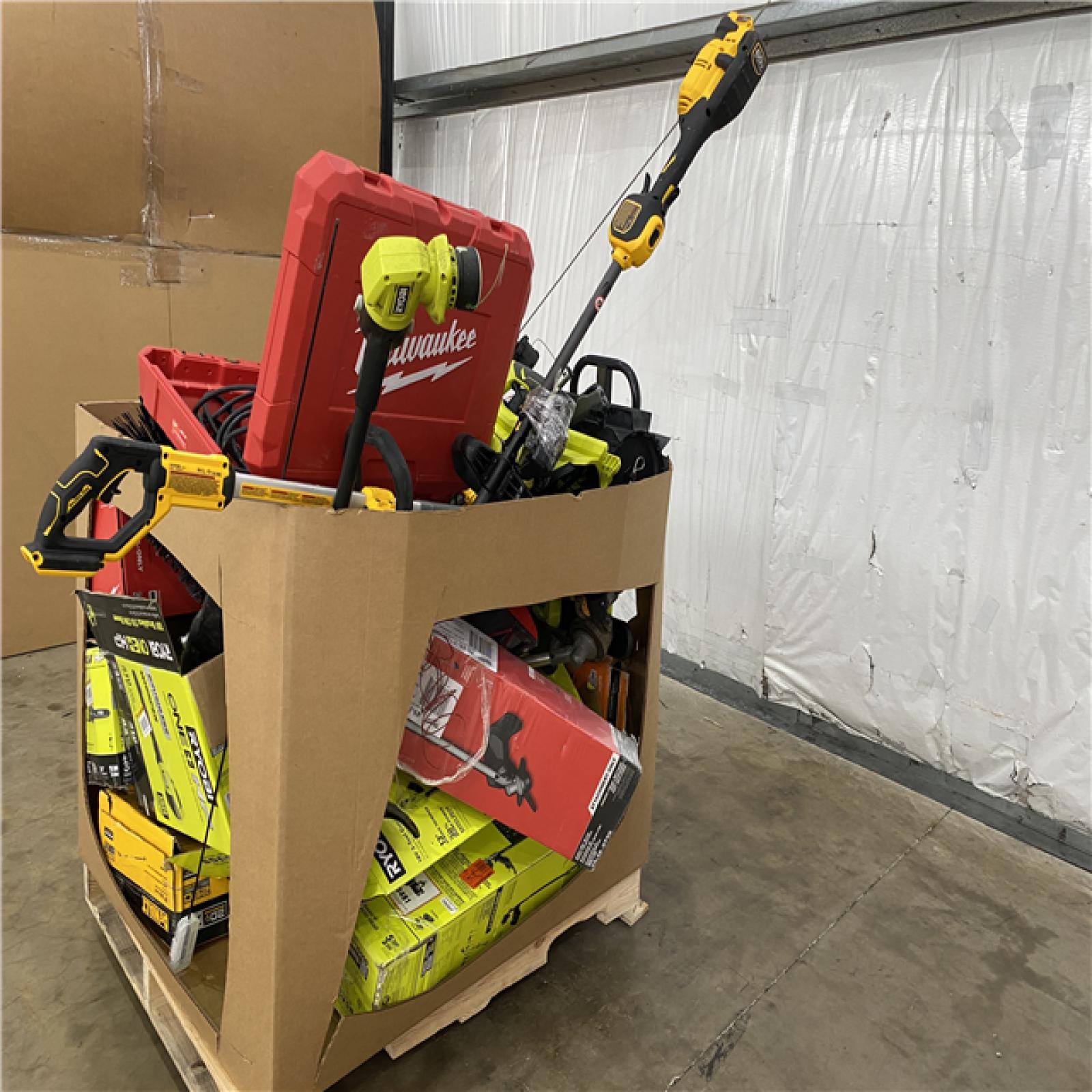 Houston Location AS IS - Tool Pallet