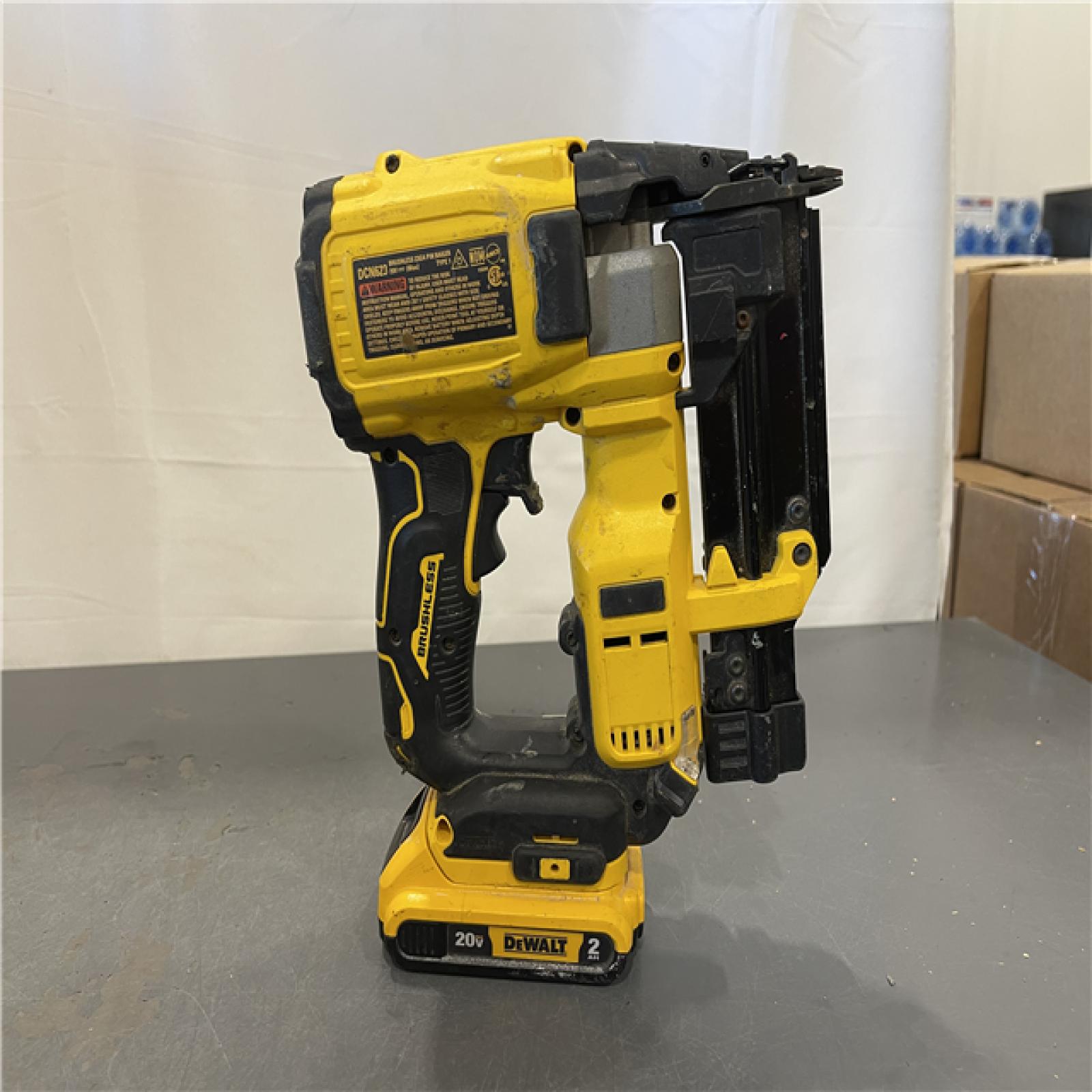 AS-IS - DeWalt ATOMIC 20V MAX Lithium Ion Cordless 23 Gauge Pin Nailer Kit