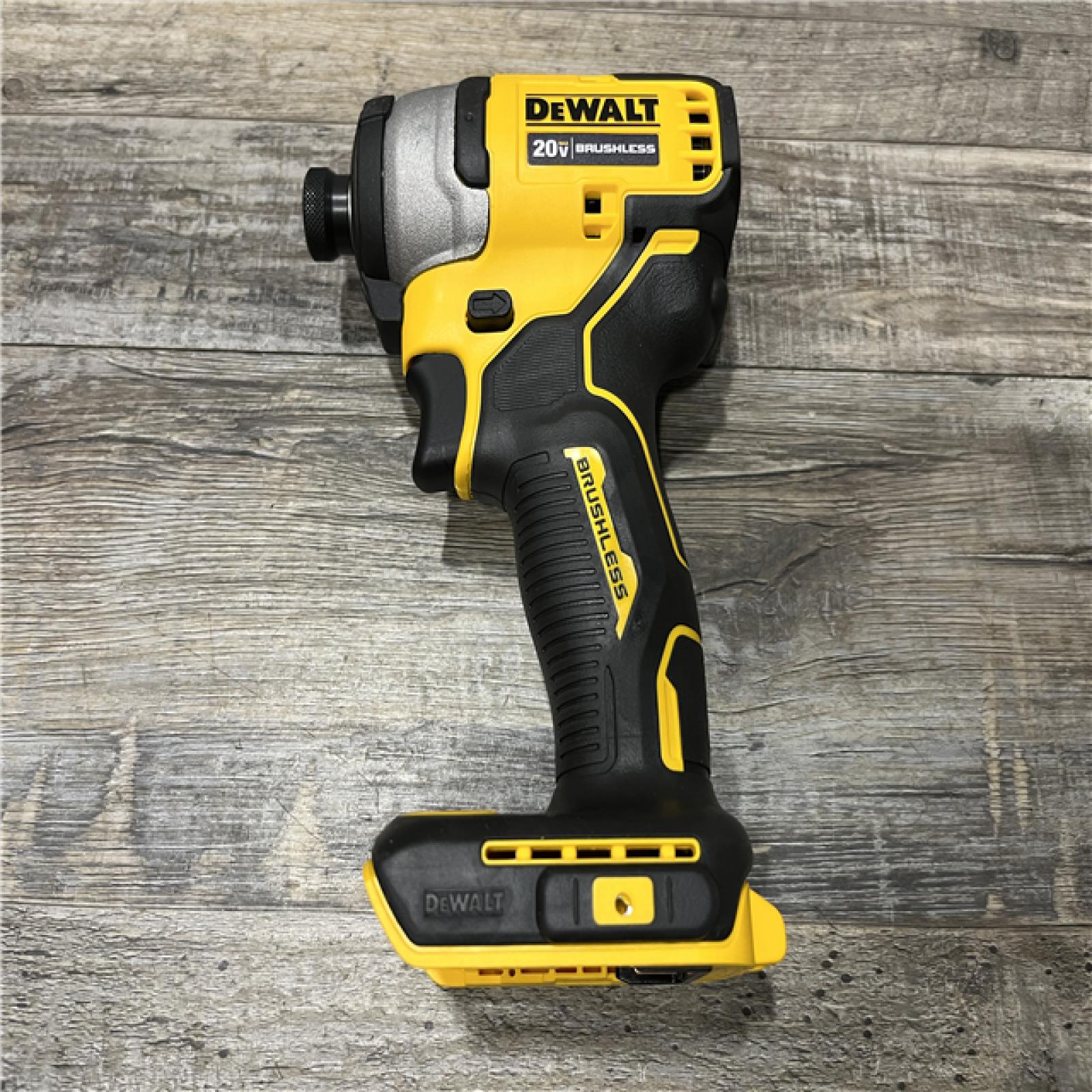 AS-IS DEWALT Atomic 20V Max Lithium-Ion Brushless Cordless Compact 1/4 in. Impact Driver Kit