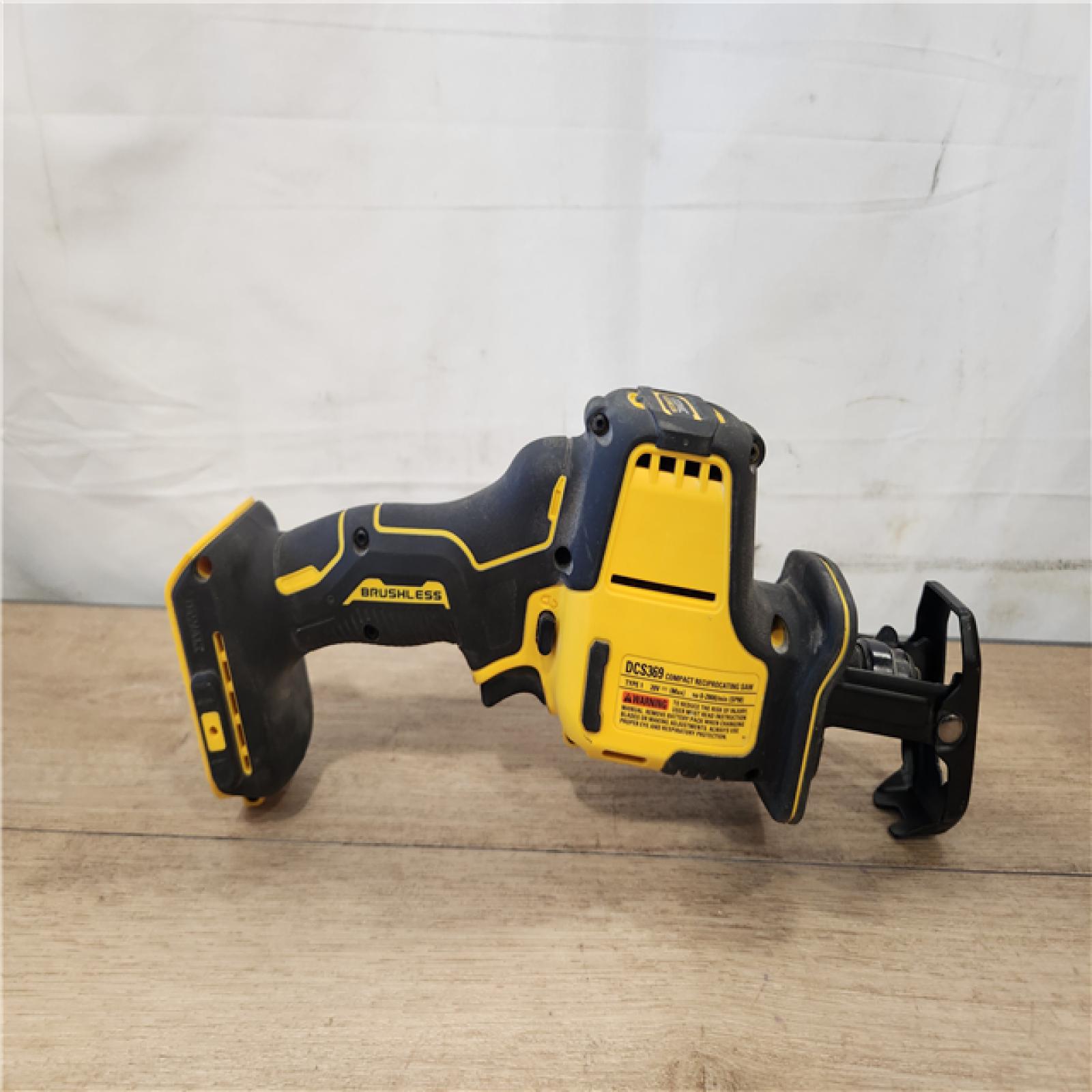 AS-IS- DEWALT ATOMIC 20V MAX Cordless Brushless Compact Reciprocating Saw (Tool Only)