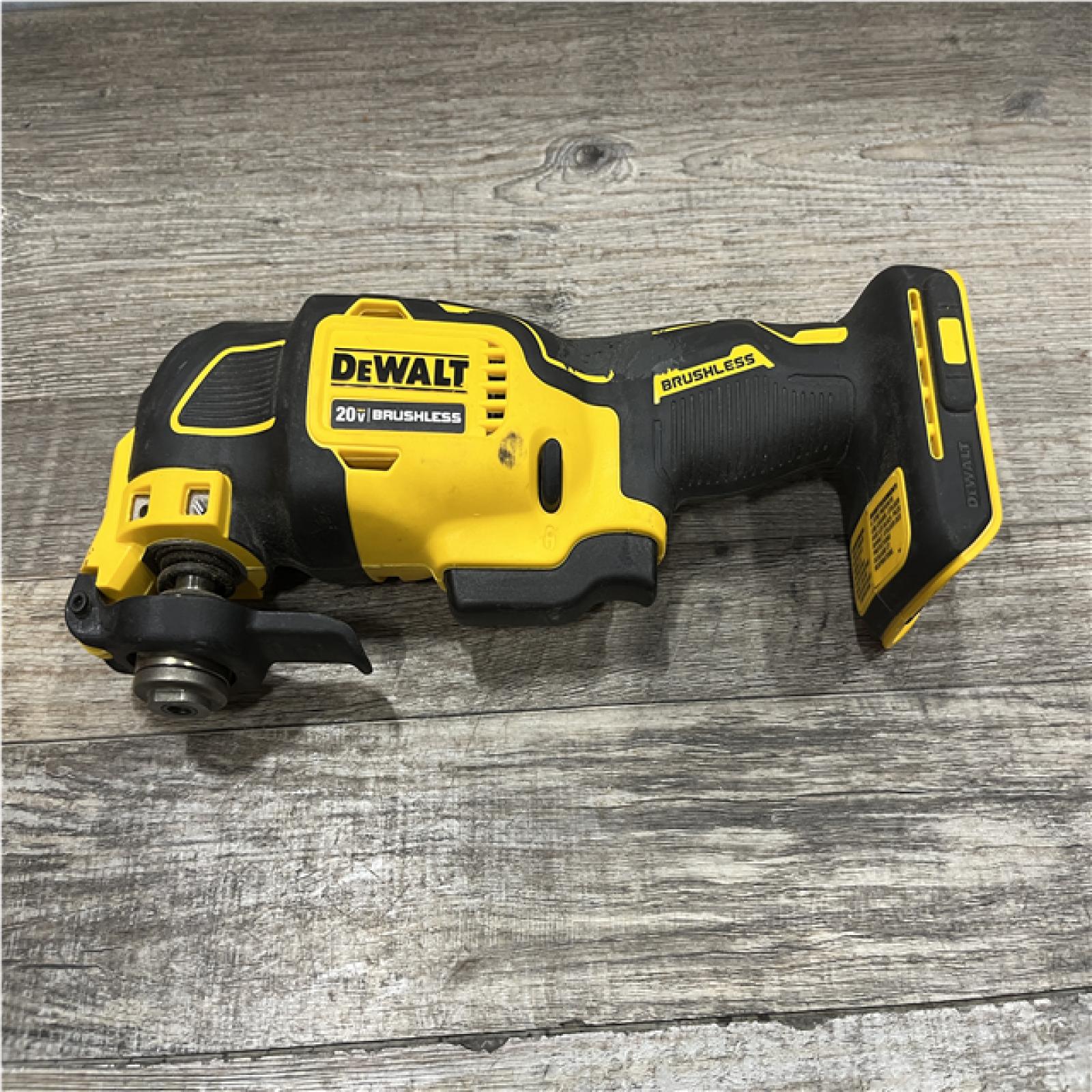 AS-IS DEWALT ATOMIC 20V MAX Cordless Brushless Oscillating Multi Tool Kit