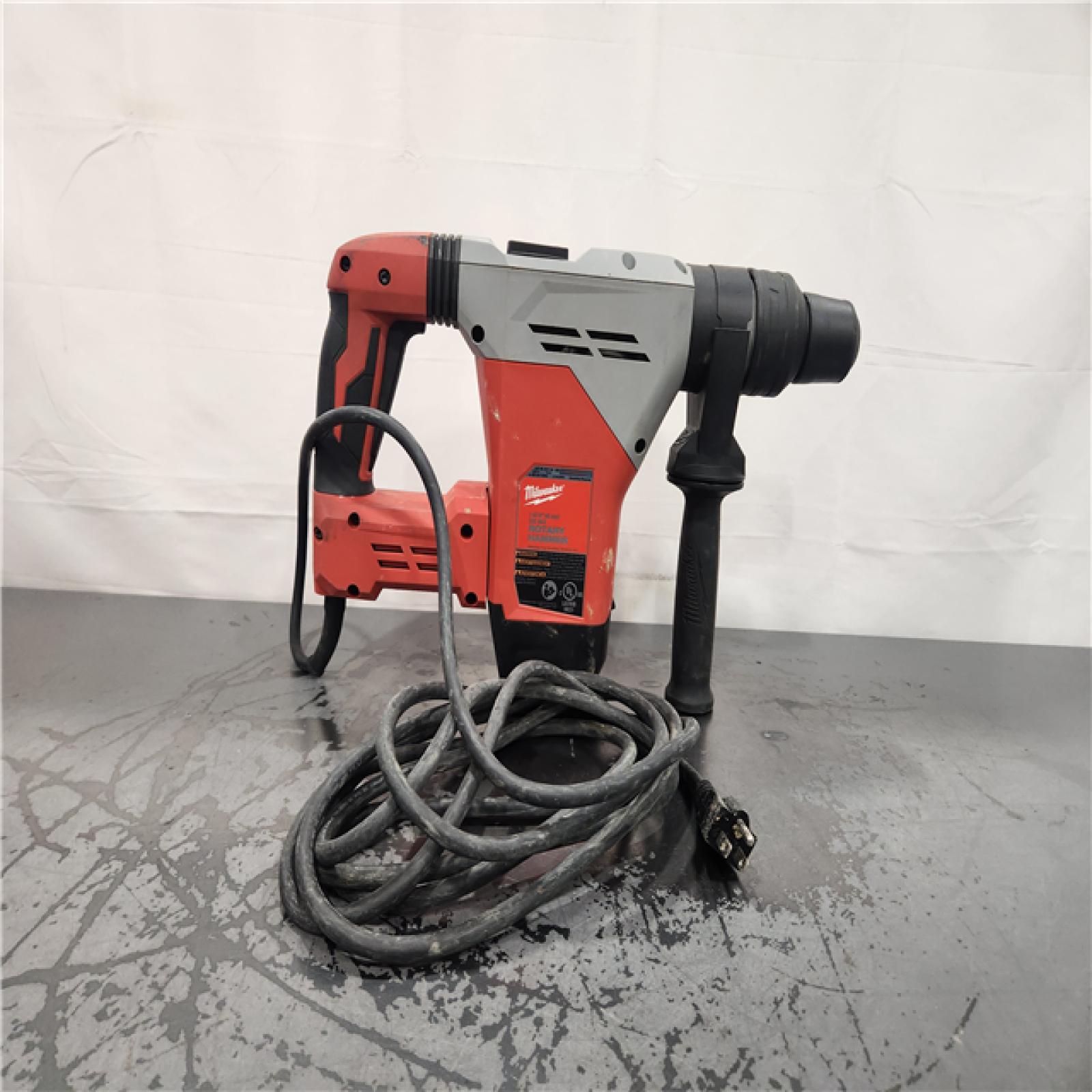 AS-IS- Milwaukee 1-9/16 in. SDS-Max Rotary Hammer