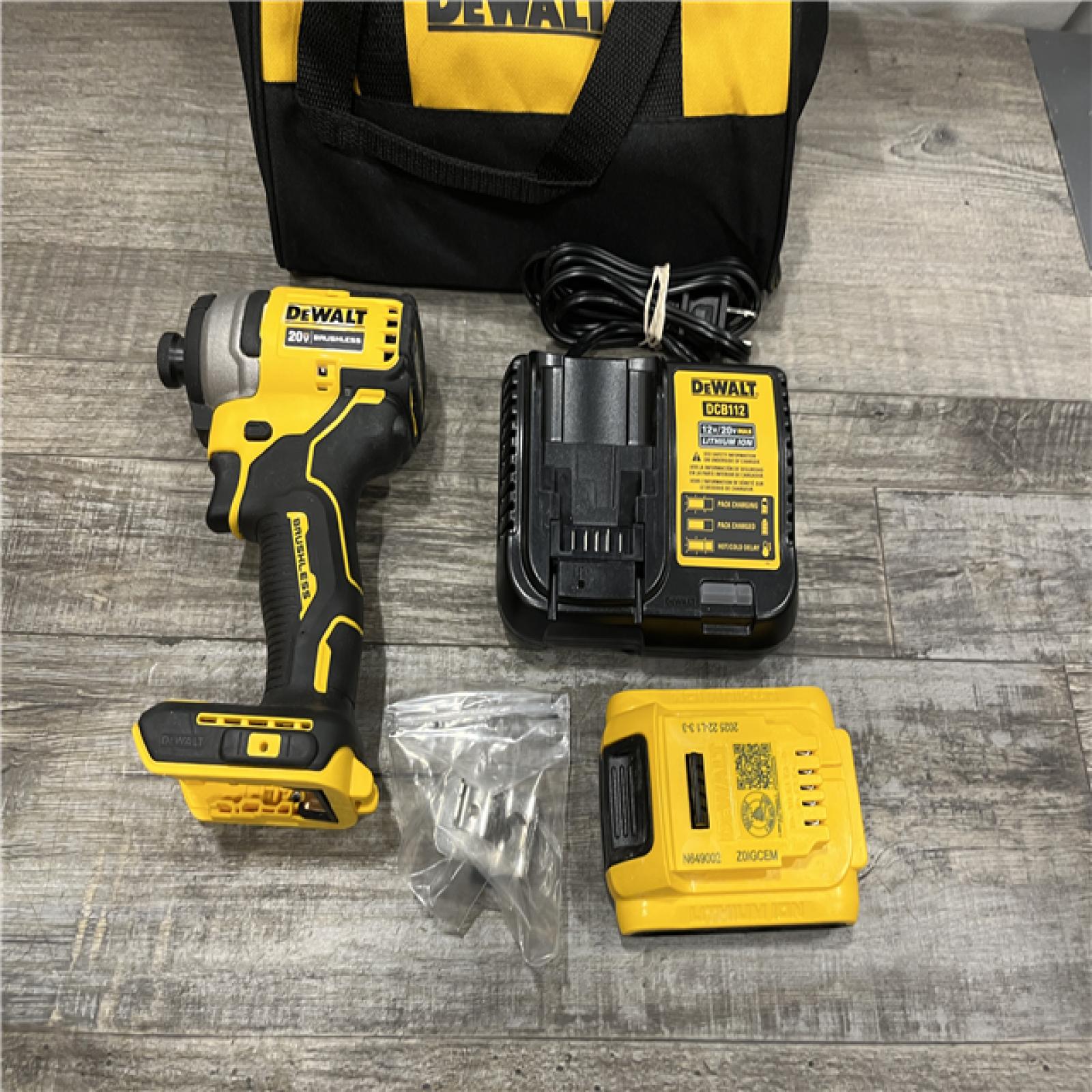 AS-IS DEWALT Atomic 20V Max Lithium-Ion Brushless Cordless Compact 1/4 in. Impact Driver Kit