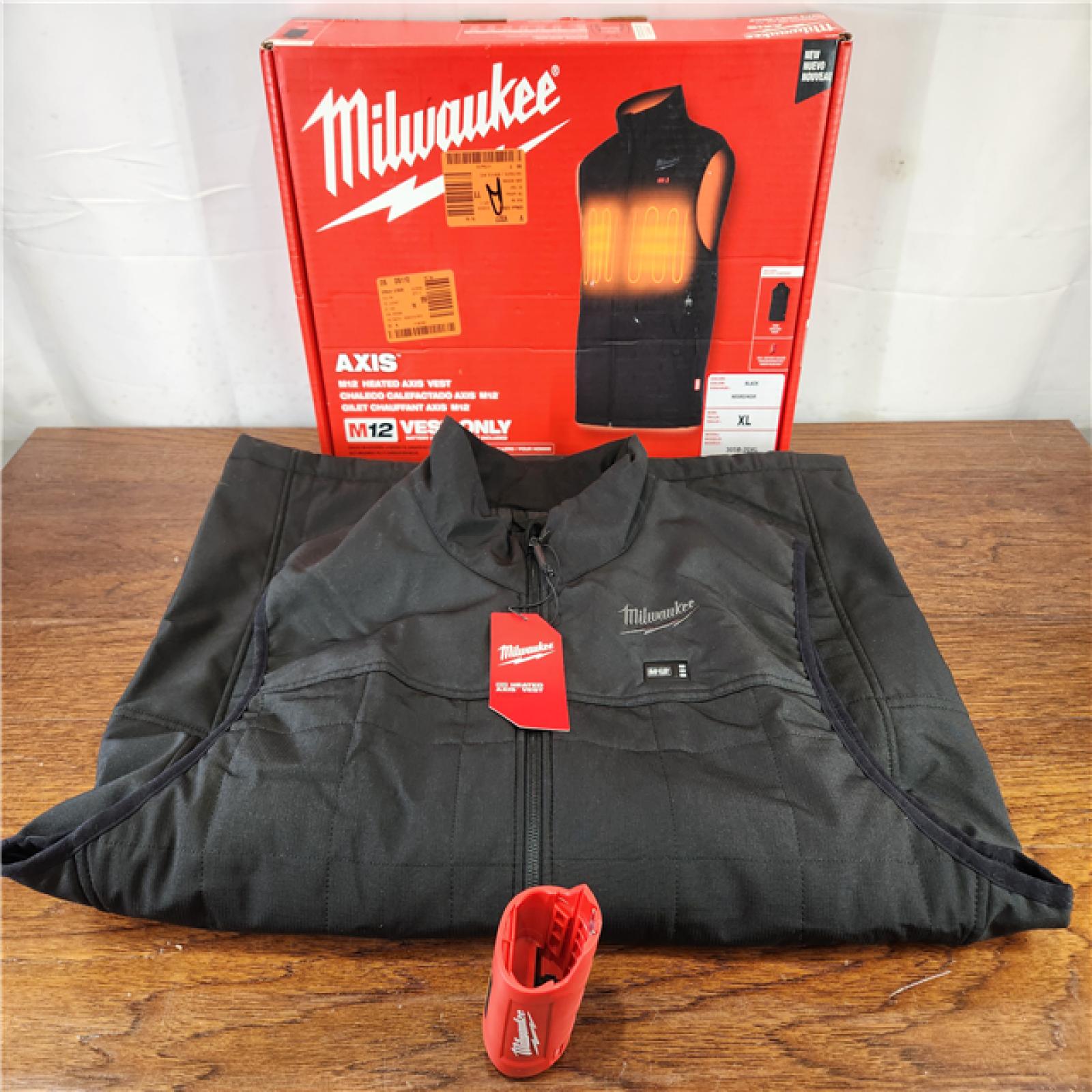 AS-IS Milwaukee M12 12-Volt Cordless AXIS Black Heated Quilted Vest (Vest Only) (X-Large)