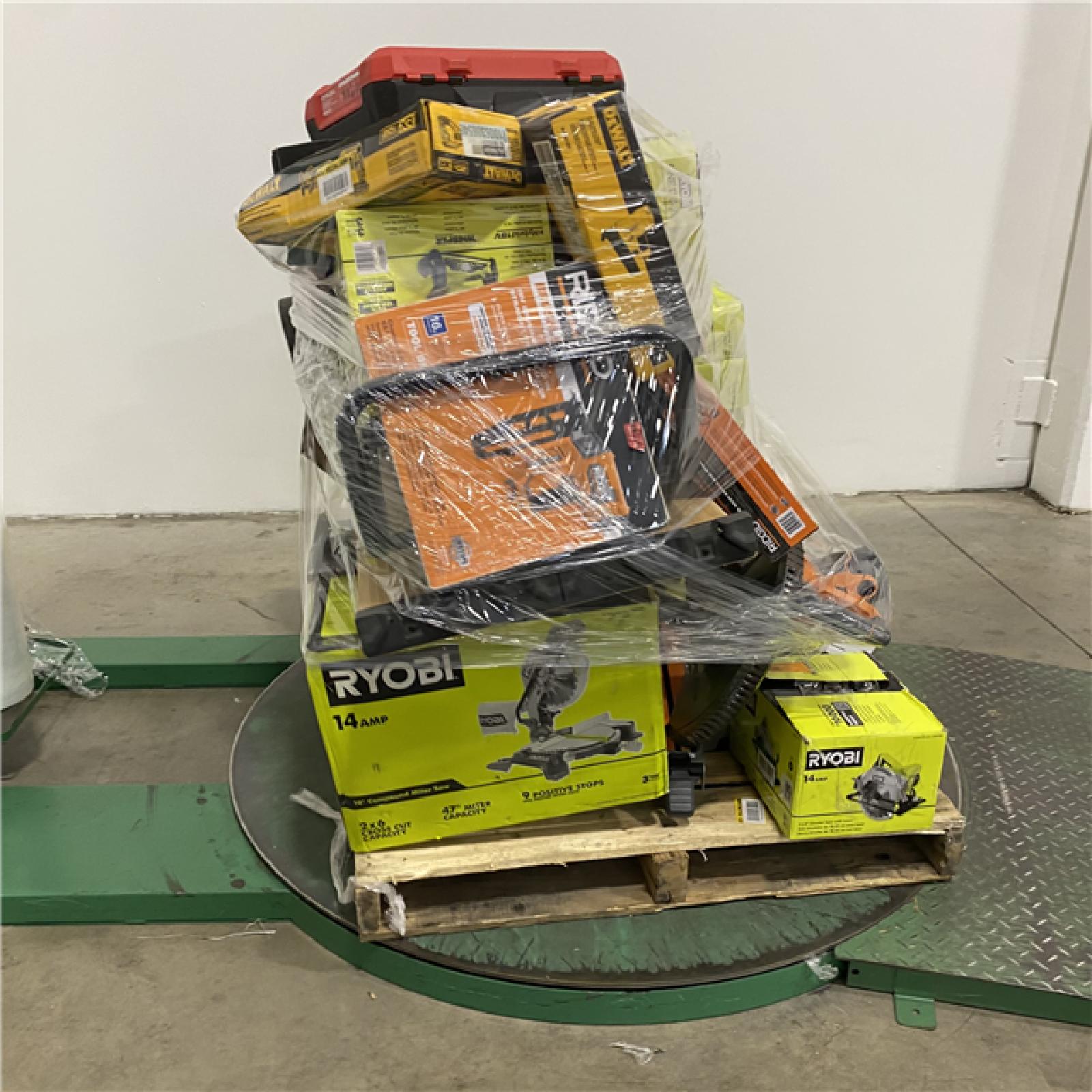 Dallas Location - As-Is Tool Pallet