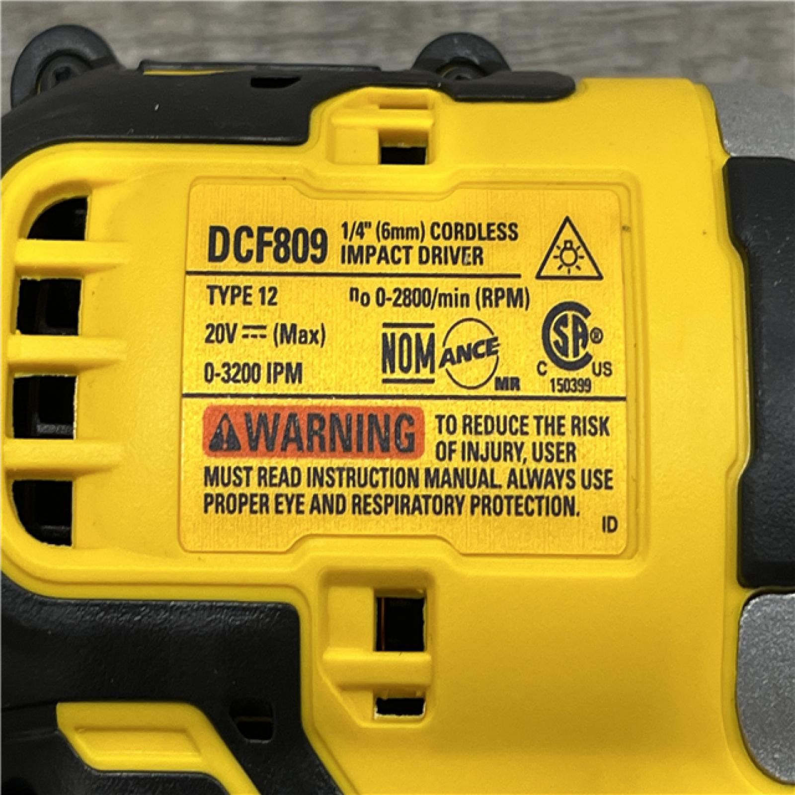 AS-IS DEWALT ATOMIC 20-Volt MAX Lithium-Ion Cordless Combo Kit