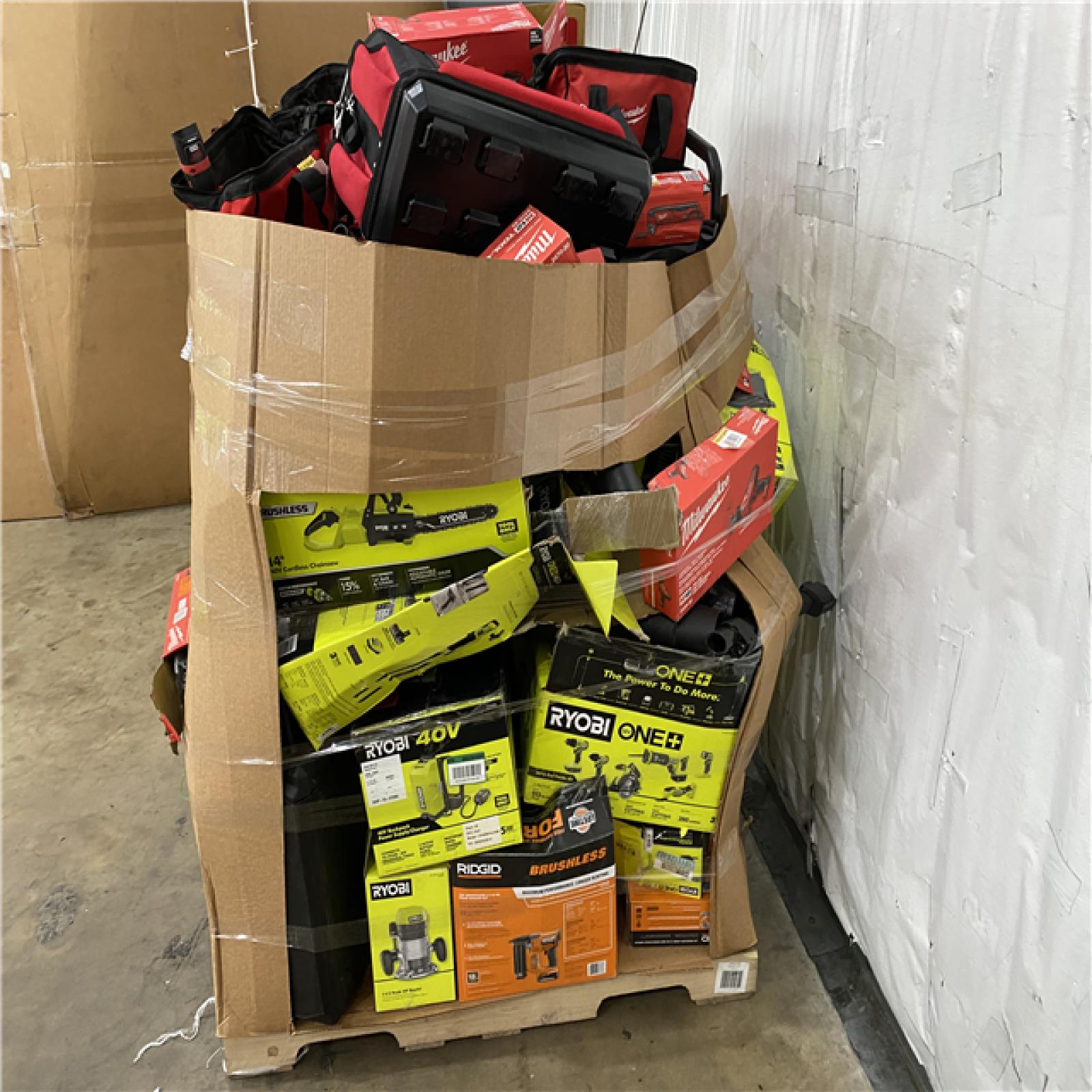 Houston Location AS IS - Tool Pallet