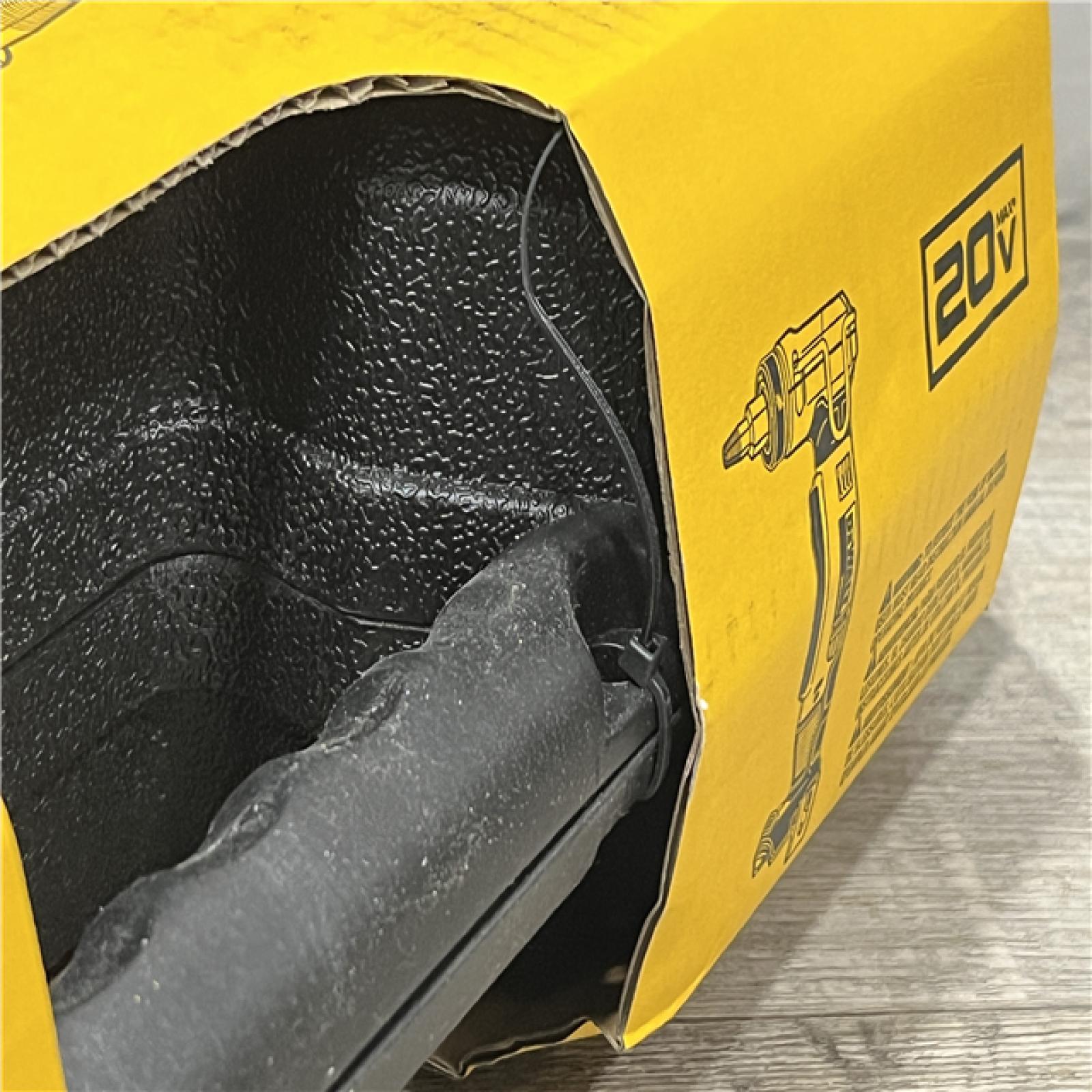 NEW - DEWALT 20V MAX Cordless 1 in. PEX Expansion Tool Kit