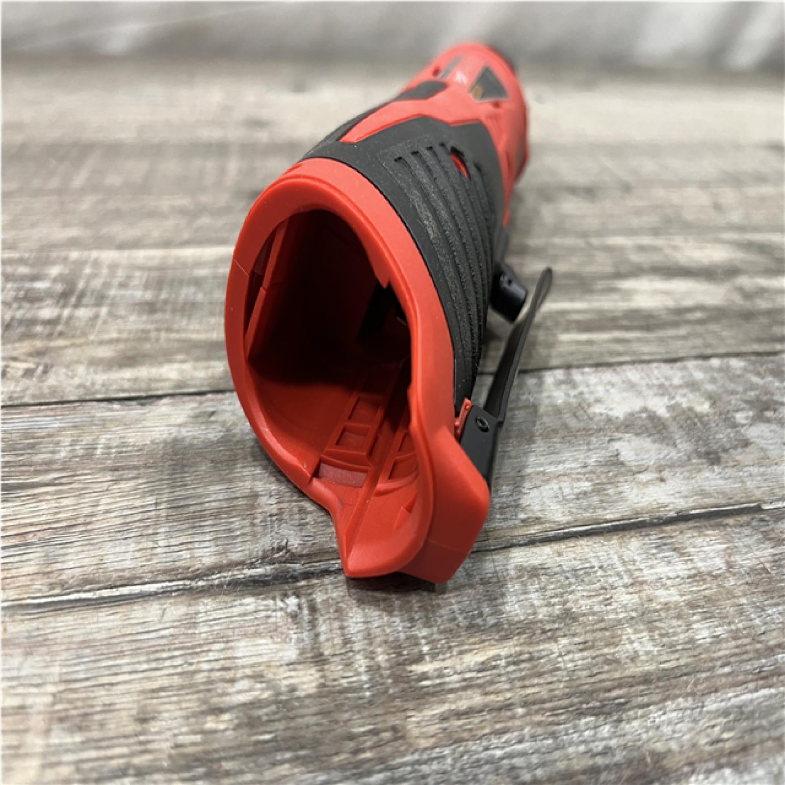 AS-IS Milwaukee 12V Lithium-Ion Cordless 3/8 in. Ratchet (Tool-Only)