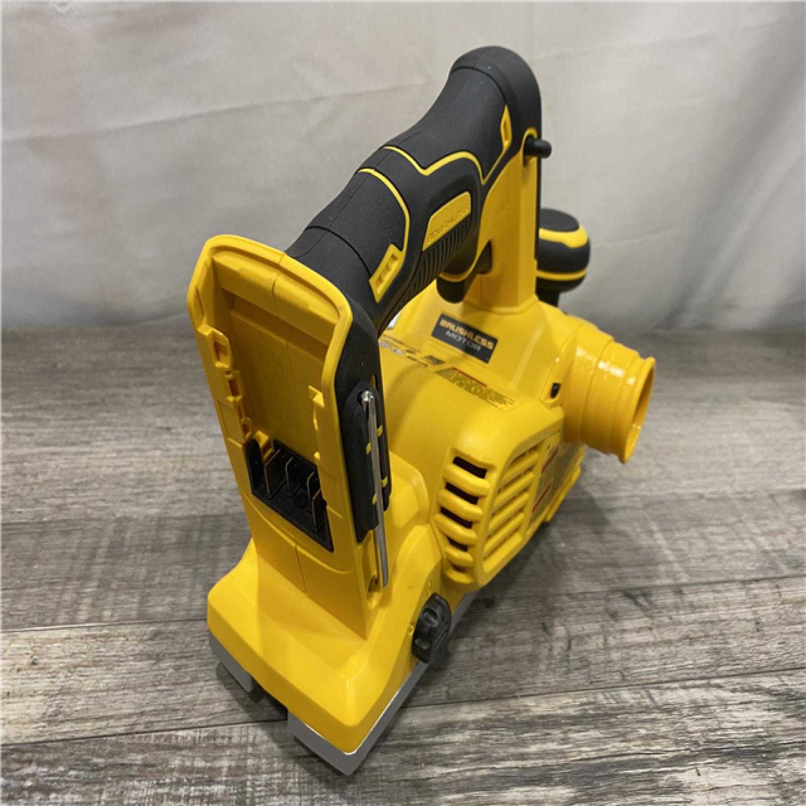 AS-IS DEWALT 20V MAX XR Cordless Brushless 3-1/4 in. Planer (Tool Only)