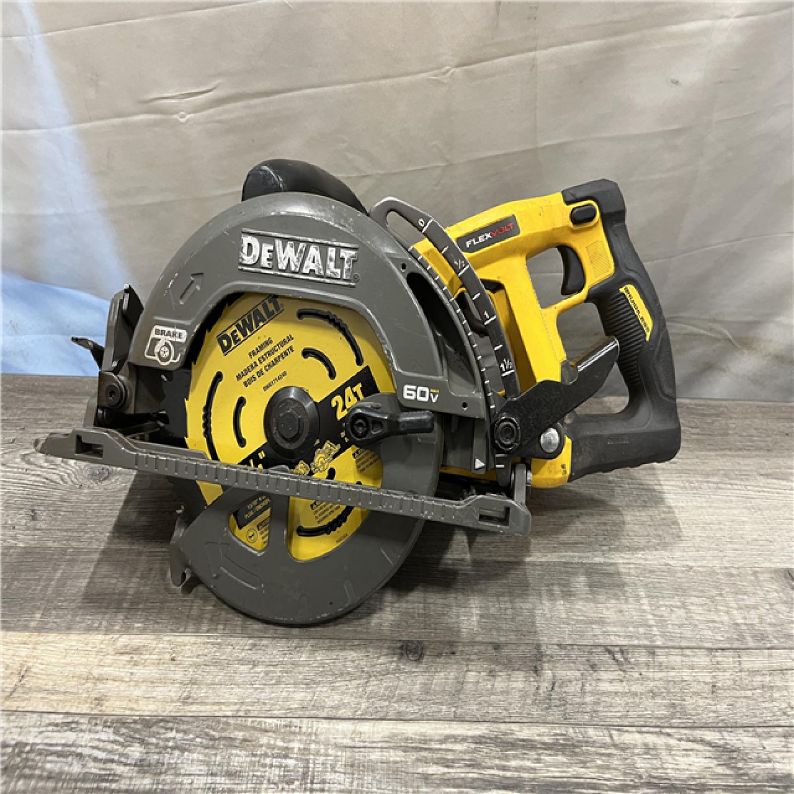 AS-IS DEWALT FLEXVOLT 60V MAX Cordless Brushless 7-1/4 in. Wormdrive Style Circular Saw (Tool Only)