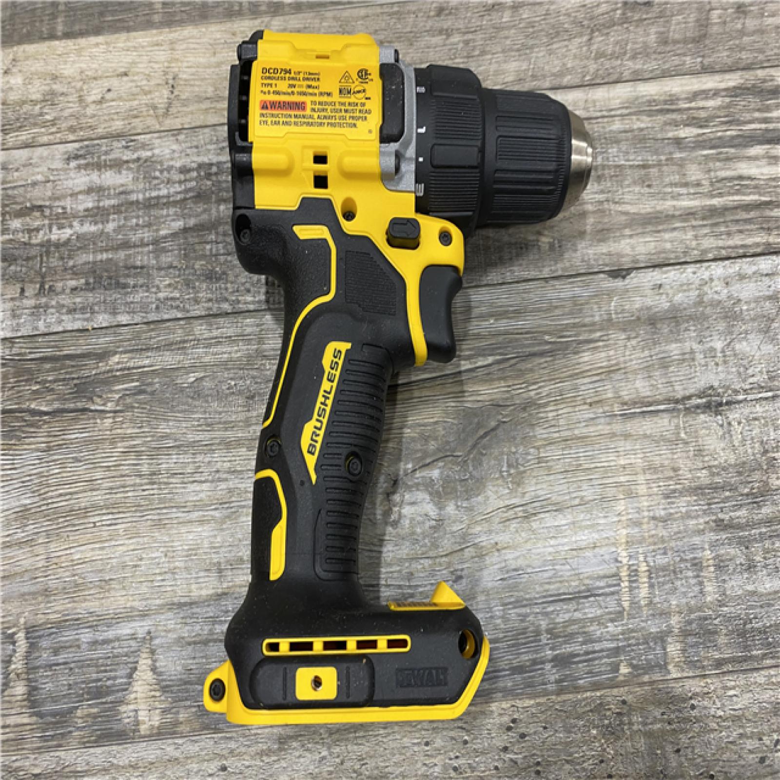 AS-IS DEWALT Atomic 20V Lithium-Ion Cordless Compact 1/2 in. Drill/Driver Kit