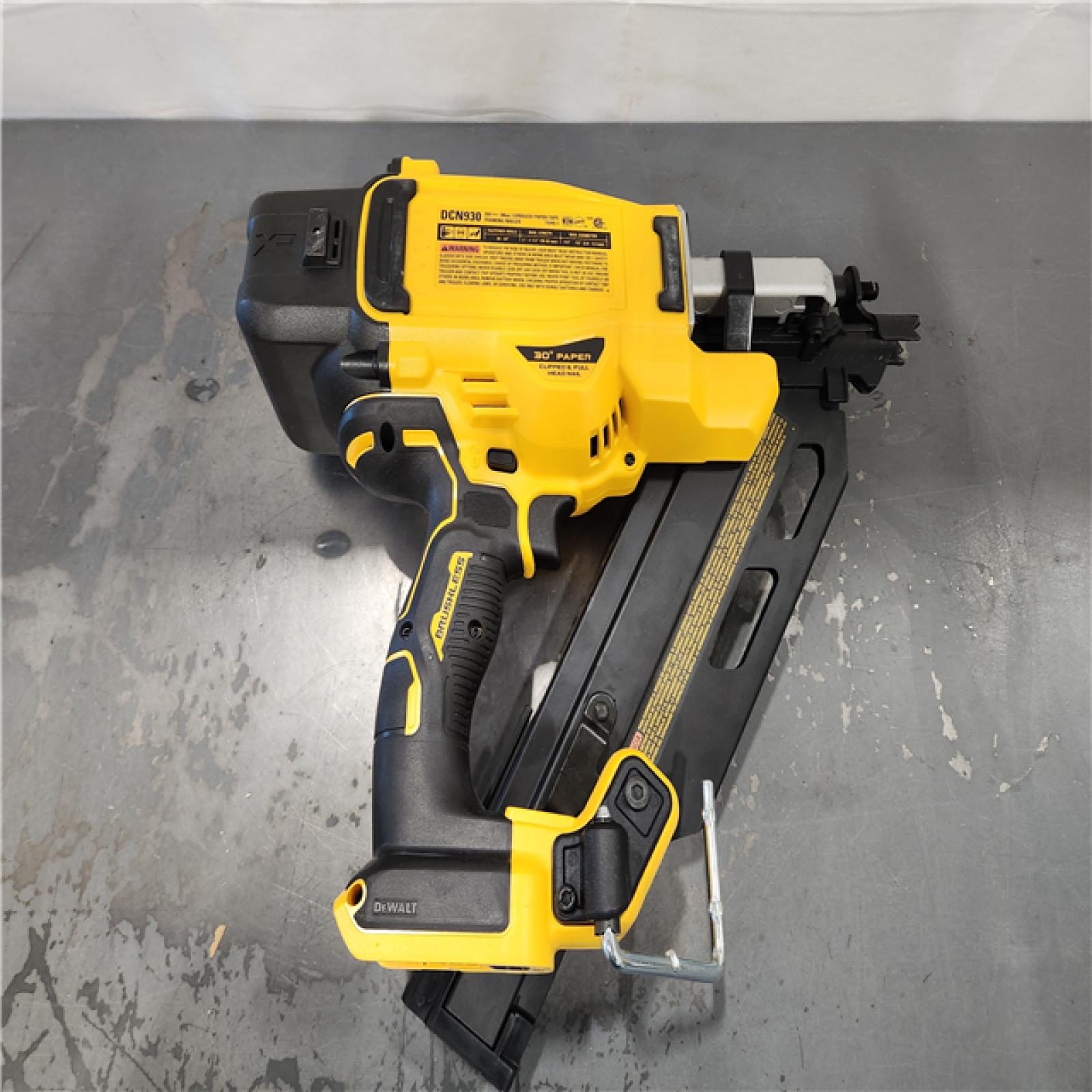 AS-IS- DEWALT 20-Volt 30° Cordless Framing Nailer (Tool-Only)