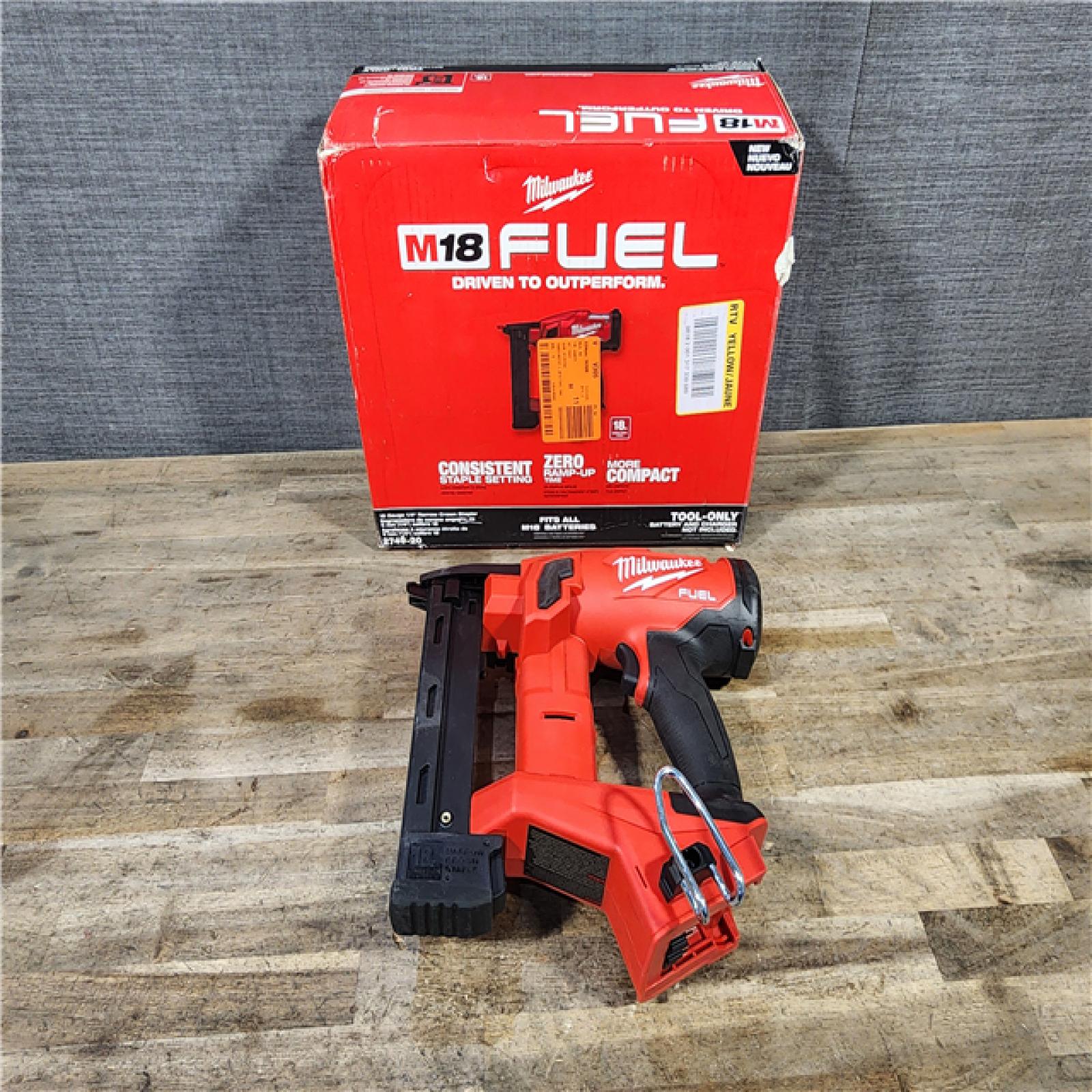 HOUSTON LOCATION - AS-IS MILWAUKEE FUEL 18V Cordless 18-Gauge 1/4 in. Narrow Crown Stapler (Tool-Only)