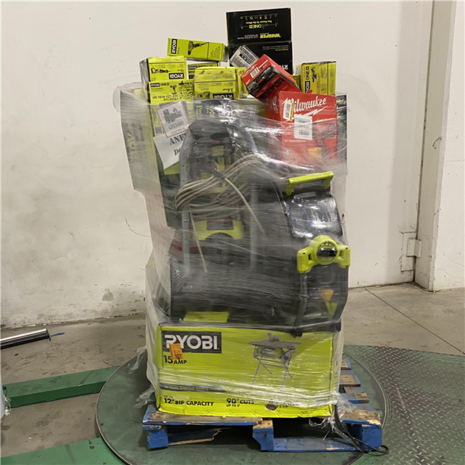 Dallas Location - As-Is Tool Pallet