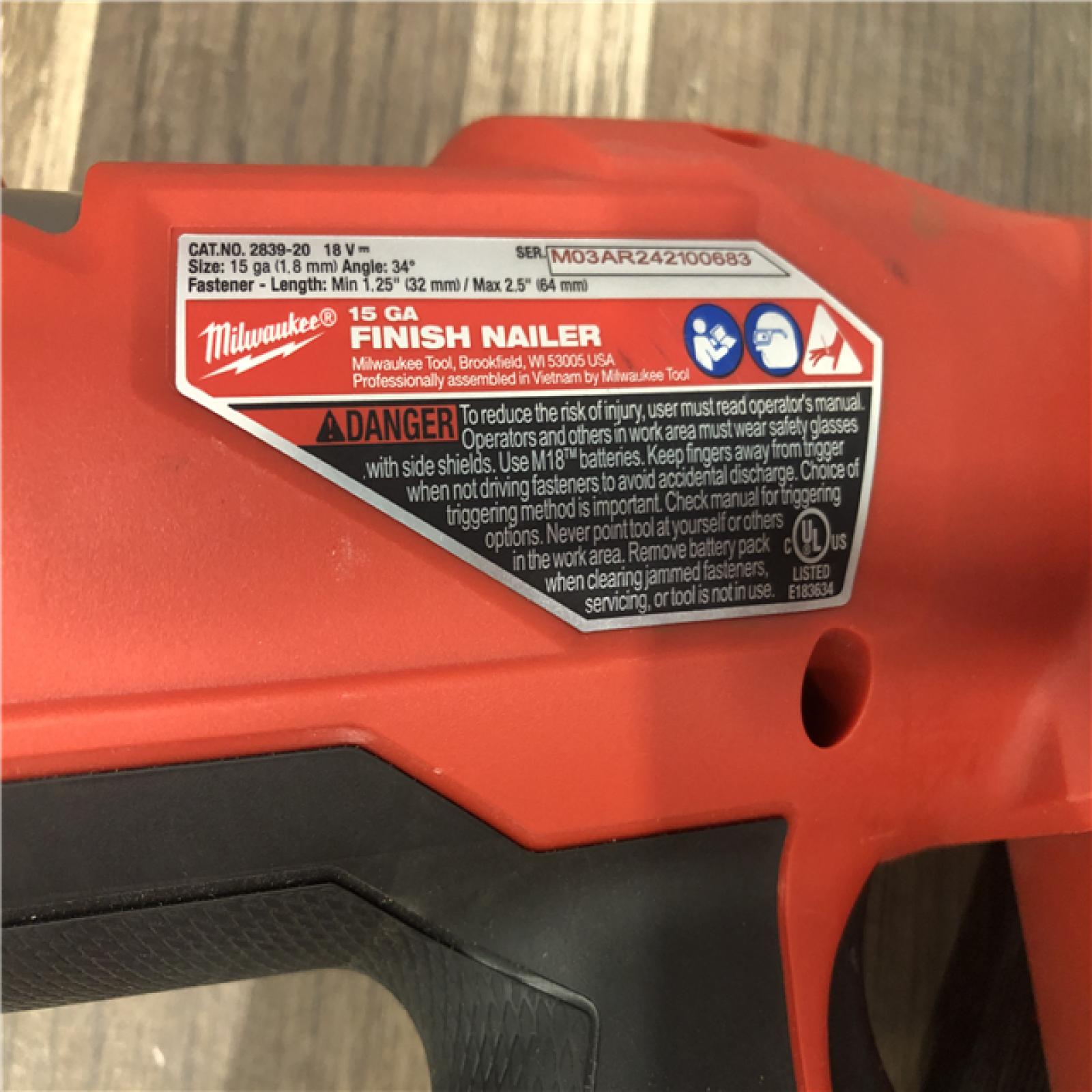 AS-IS Milwaukee FUEL 18-Volt Lithium-Ion Brushless Cordless Gen II 15-Gauge Angled Finish Nailer (Tool-Only)