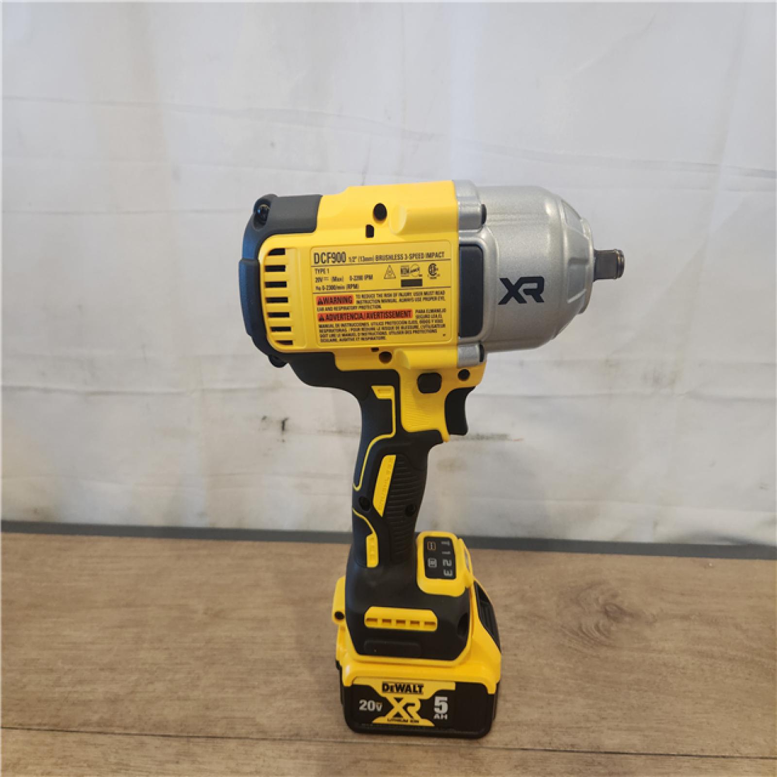 AS-IS- DEWALT 20V MAX Lithium-Ion Cordless 1/2 in. Impact Wrench Kit