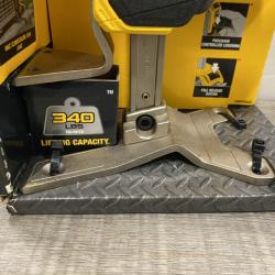 NEW - DEWALT Toughseries Construction Jack Set (1-Piece)