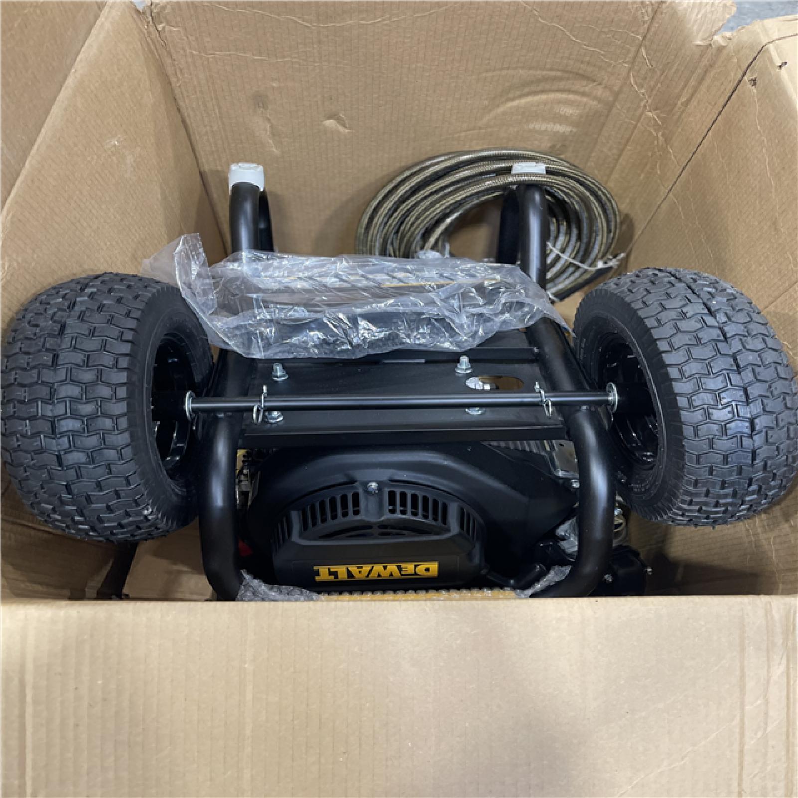 DALLAS LOCATION- DEWALT 4400 PSI 4.0 GPM Gas Pressure Washer