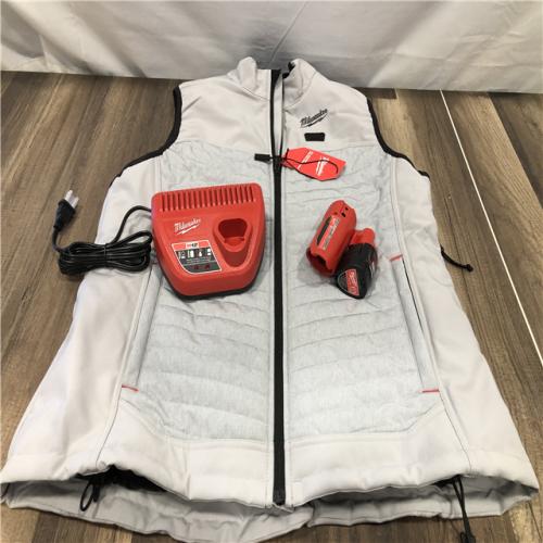 AS-IS Milwaukee Women's Large 12-Volt Lithium-Ion Cordless Axis Gray Heated Vest Kit