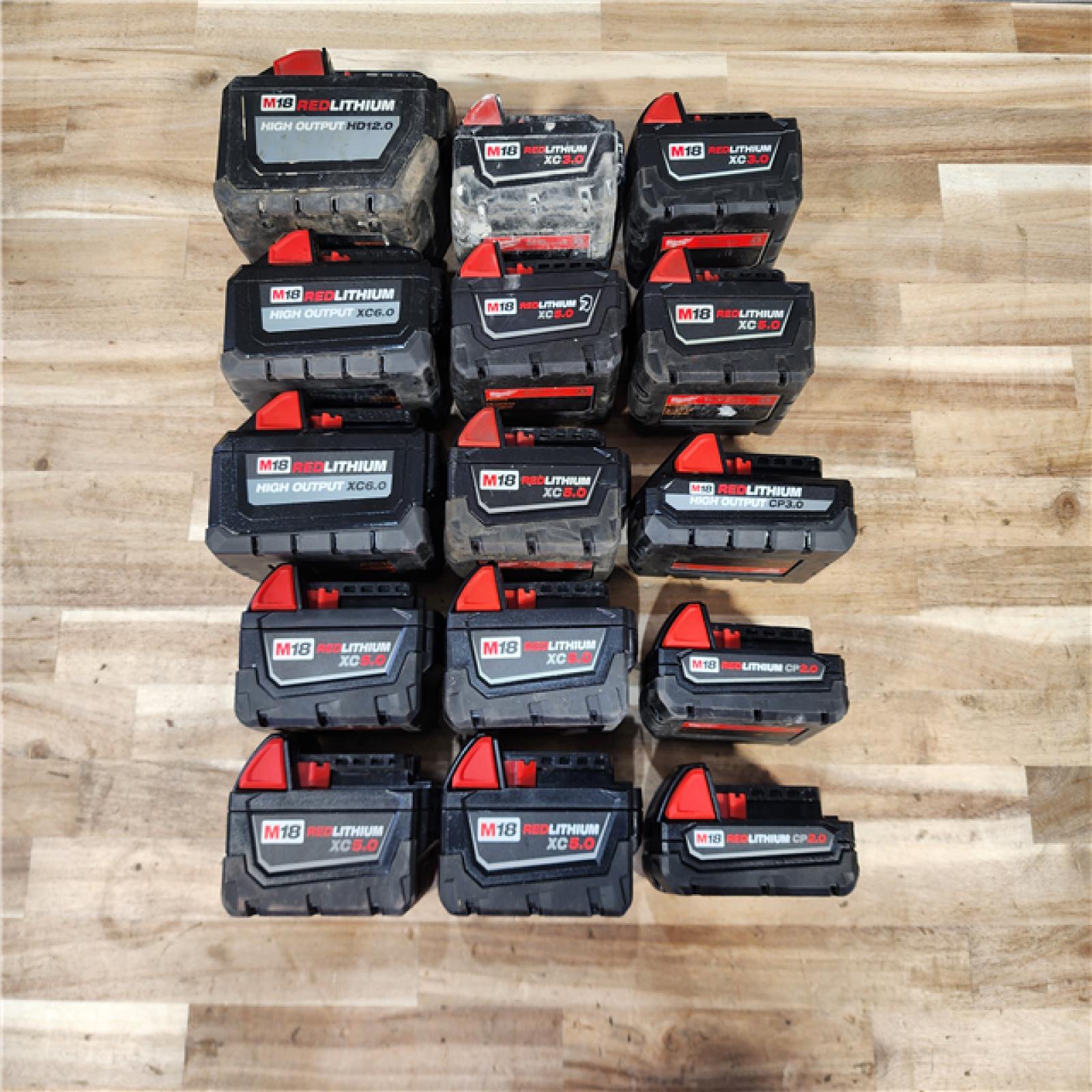 HOUSTON LOCATION - AS-IS MILWAUKEE BATTERY PACK QTY - 15