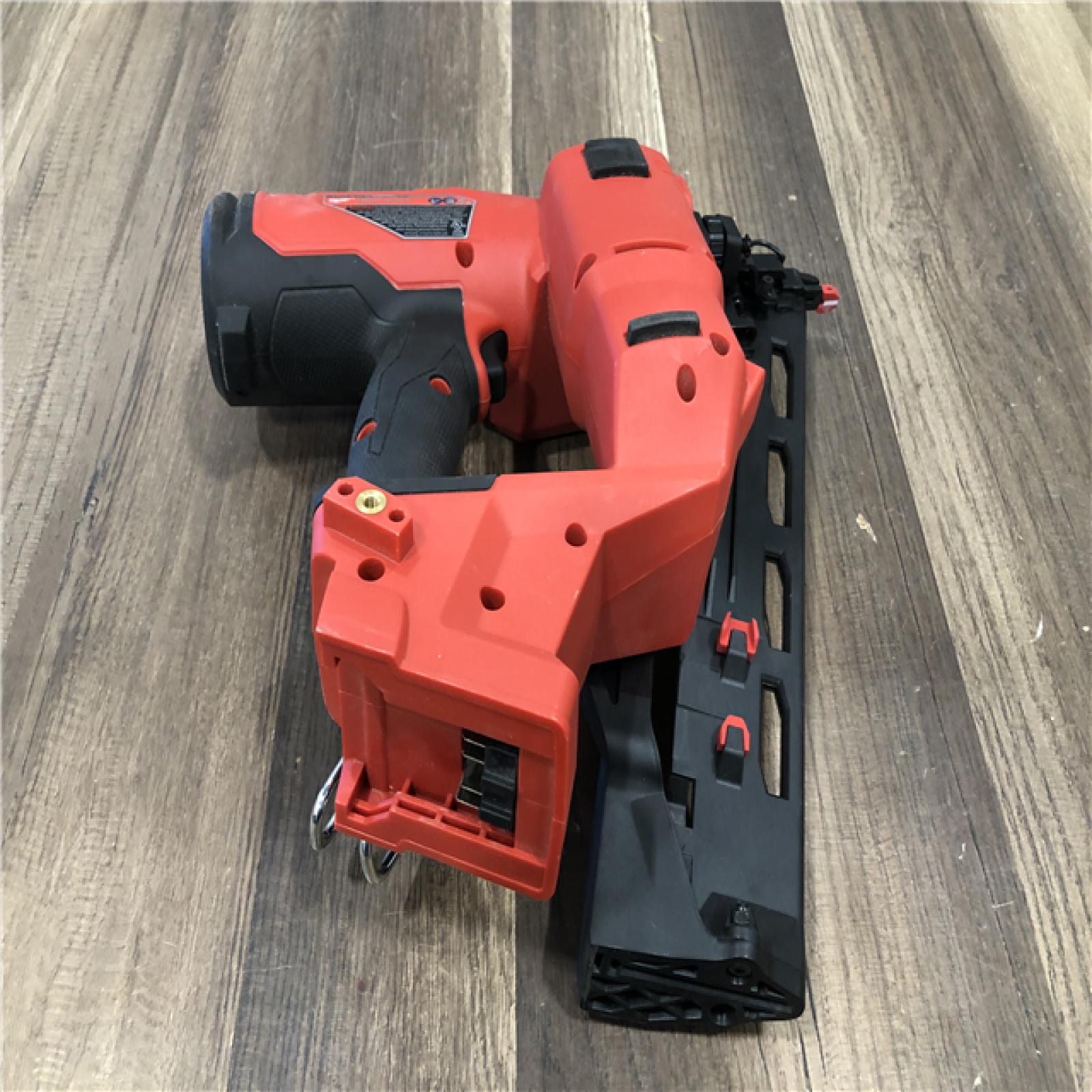 AS-IS Milwaukee  FUEL 18-Volt Lithium-Ion Brushless Cordless Gen II 16-Gauge Angled Finish Nailer (Tool-Only)